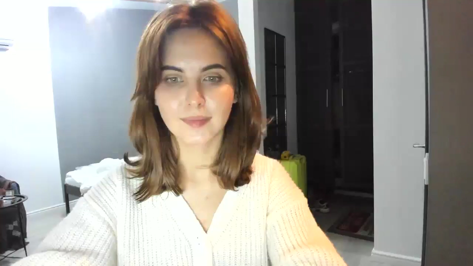 Gallery image thumbnail from AhahaGirl's myfreecams stream on, 10/23/2025, 15:41 image 6 of 20