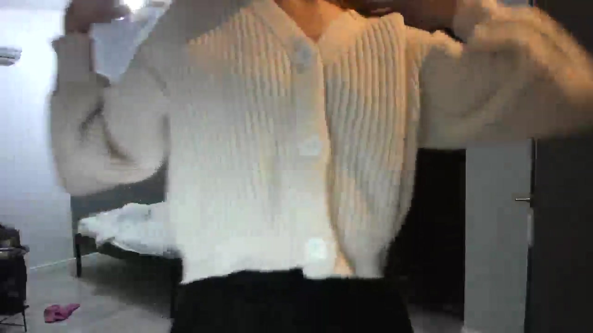 Gallery image thumbnail from AhahaGirl's myfreecams stream on, 10/23/2025, 15:41 image 13 of 20