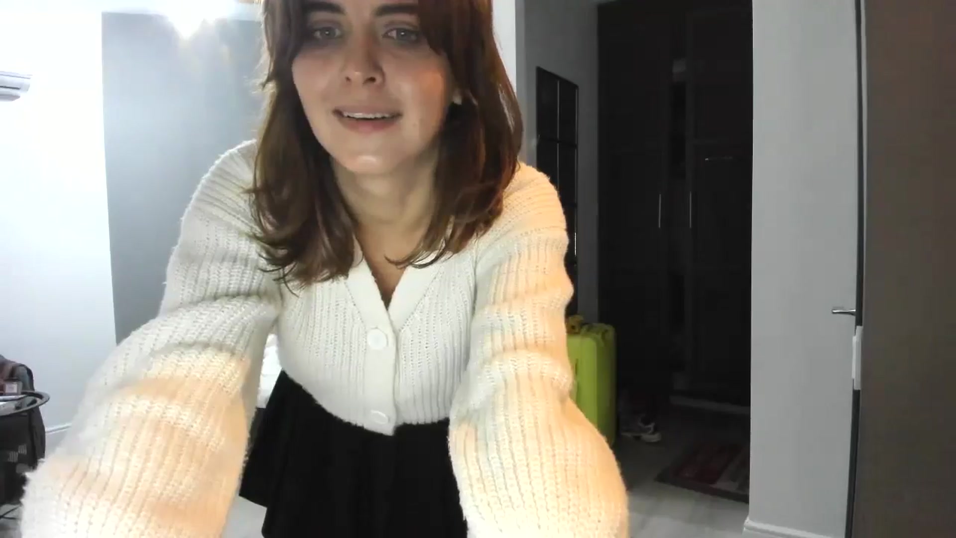 Gallery image thumbnail from AhahaGirl's myfreecams stream on, 10/23/2025, 15:41 image 15 of 20