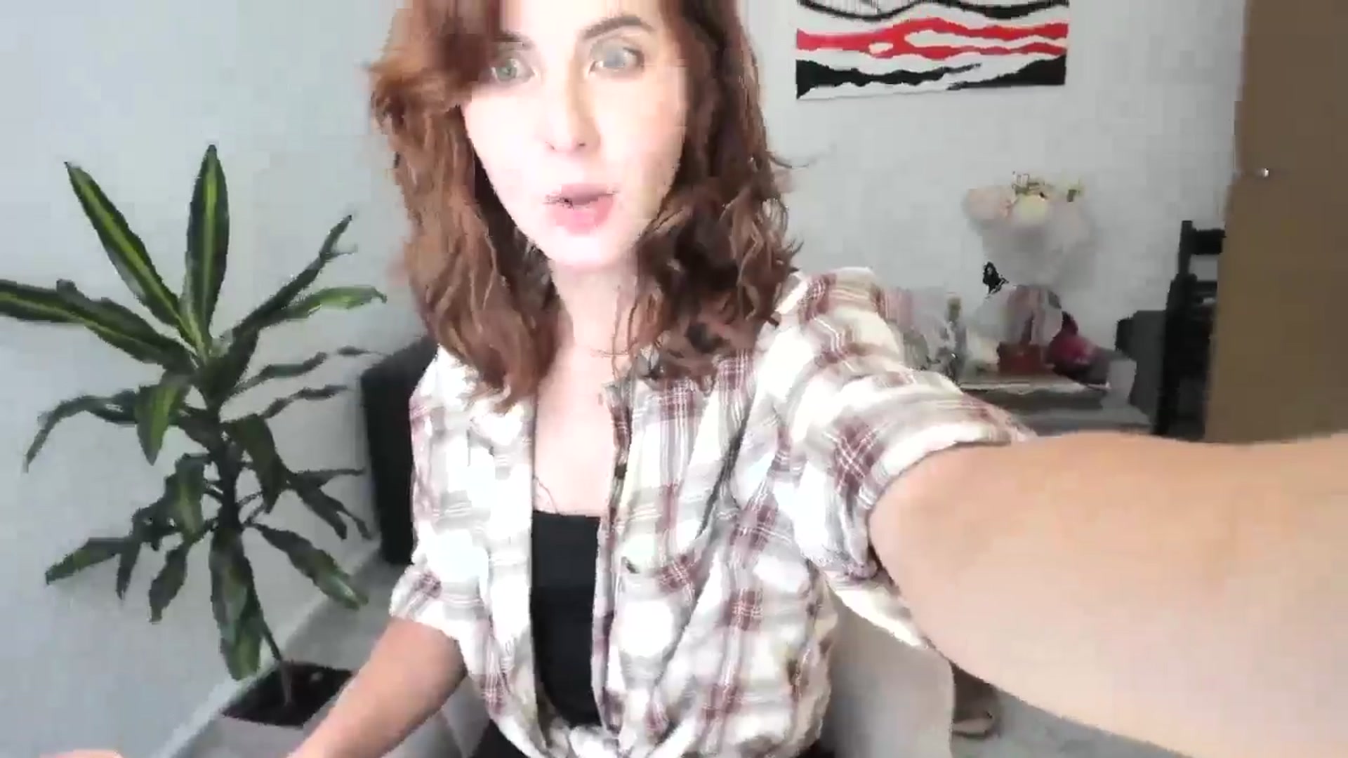 Gallery image thumbnail from AhahaGirl's myfreecams stream on, 10/29/2025, 14:33 image 8 of 20