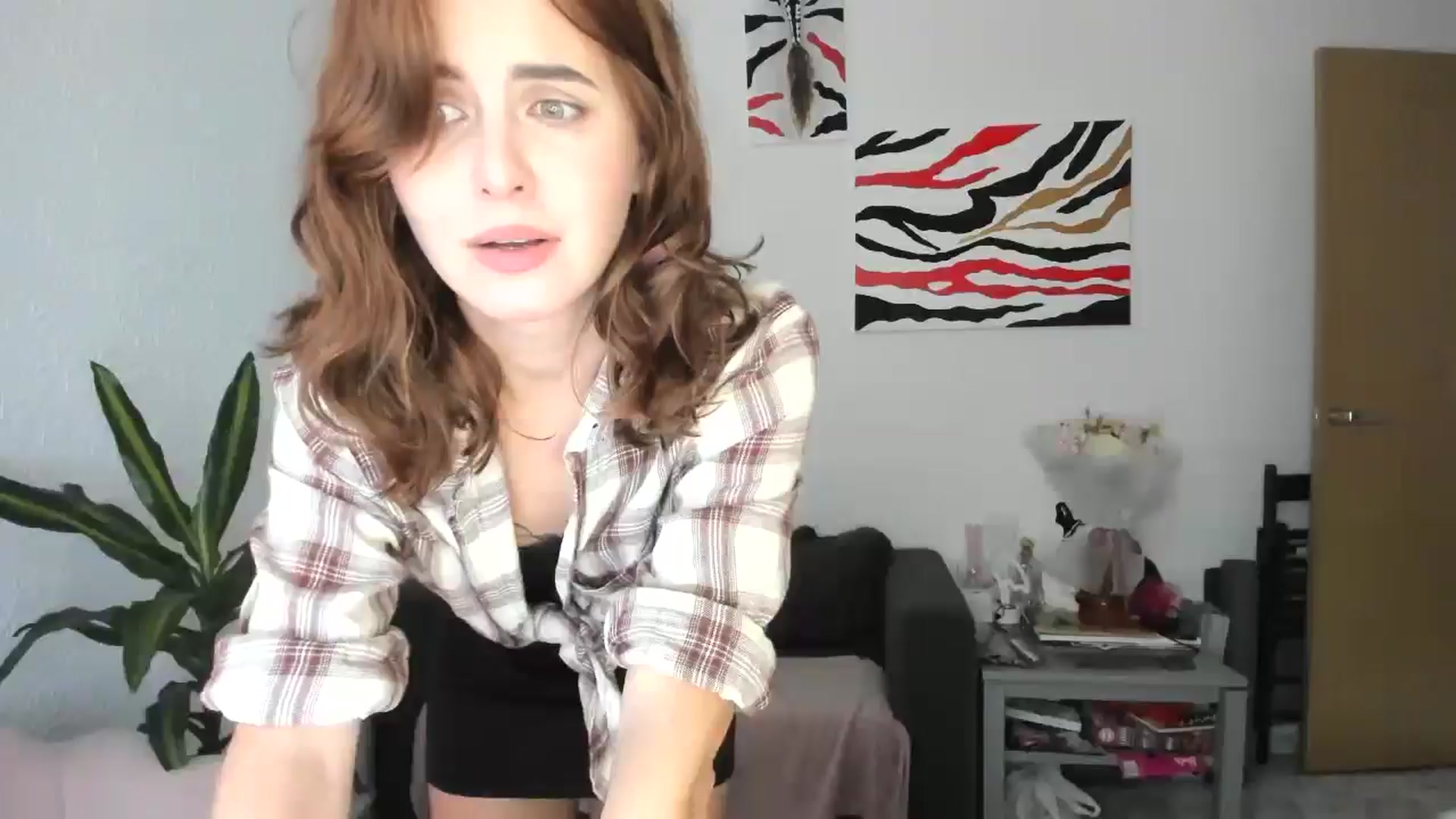 Gallery image thumbnail from AhahaGirl's myfreecams stream on, 10/29/2025, 15:50 image 4 of 20