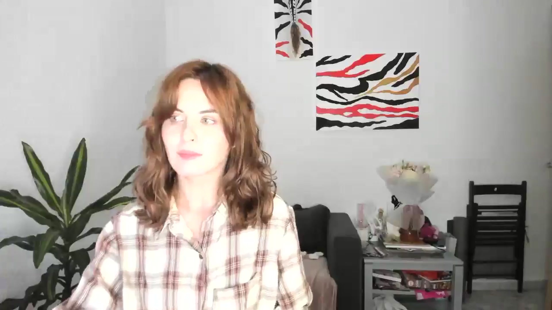 Gallery image thumbnail from AhahaGirl's myfreecams stream on, 10/29/2025, 17:01 image 6 of 20