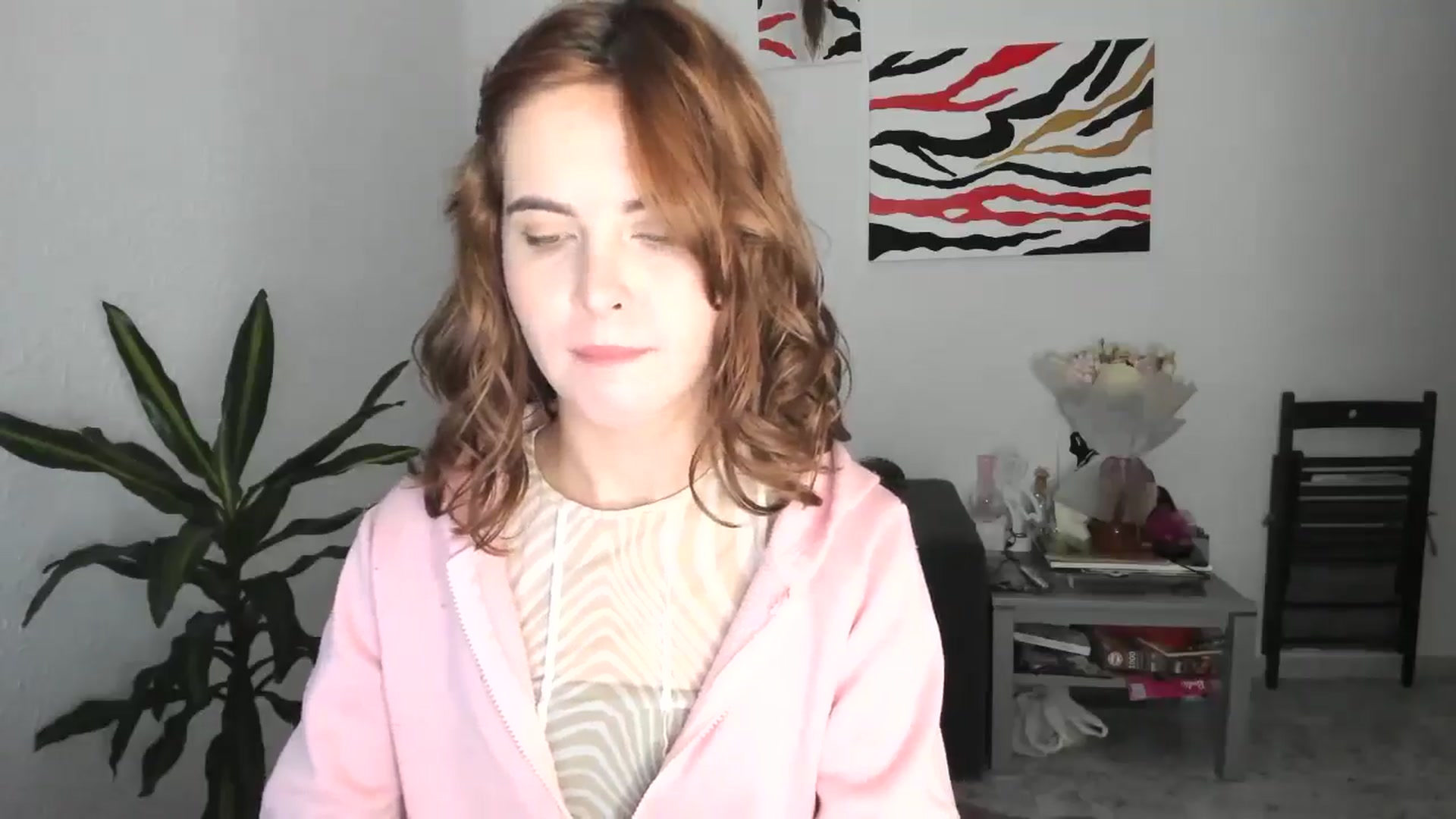 Gallery image thumbnail from AhahaGirl's myfreecams stream on, 10/30/2025, 17:05 image 4 of 20