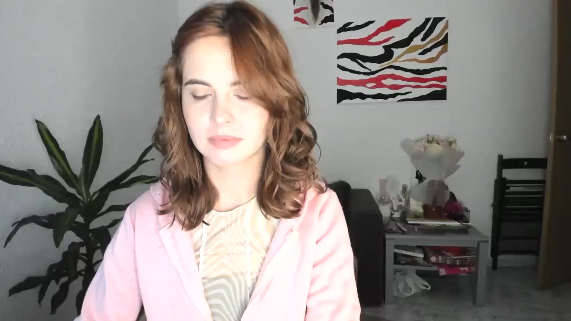 Gallery image thumbnail from AhahaGirl's myfreecams stream on, 10/30/2025, 17:05 image 17 of 20