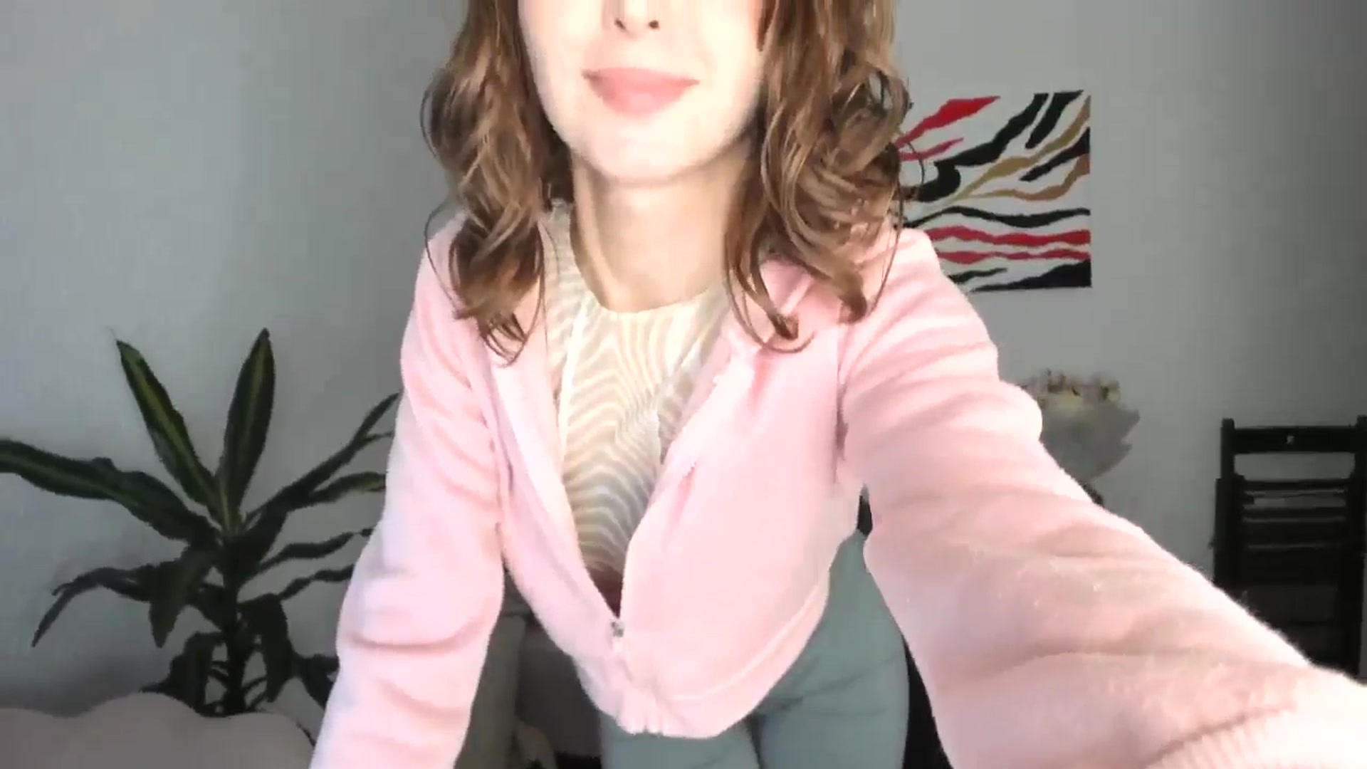 Gallery image thumbnail from AhahaGirl's myfreecams stream on, 10/30/2025, 17:05 image 5 of 20