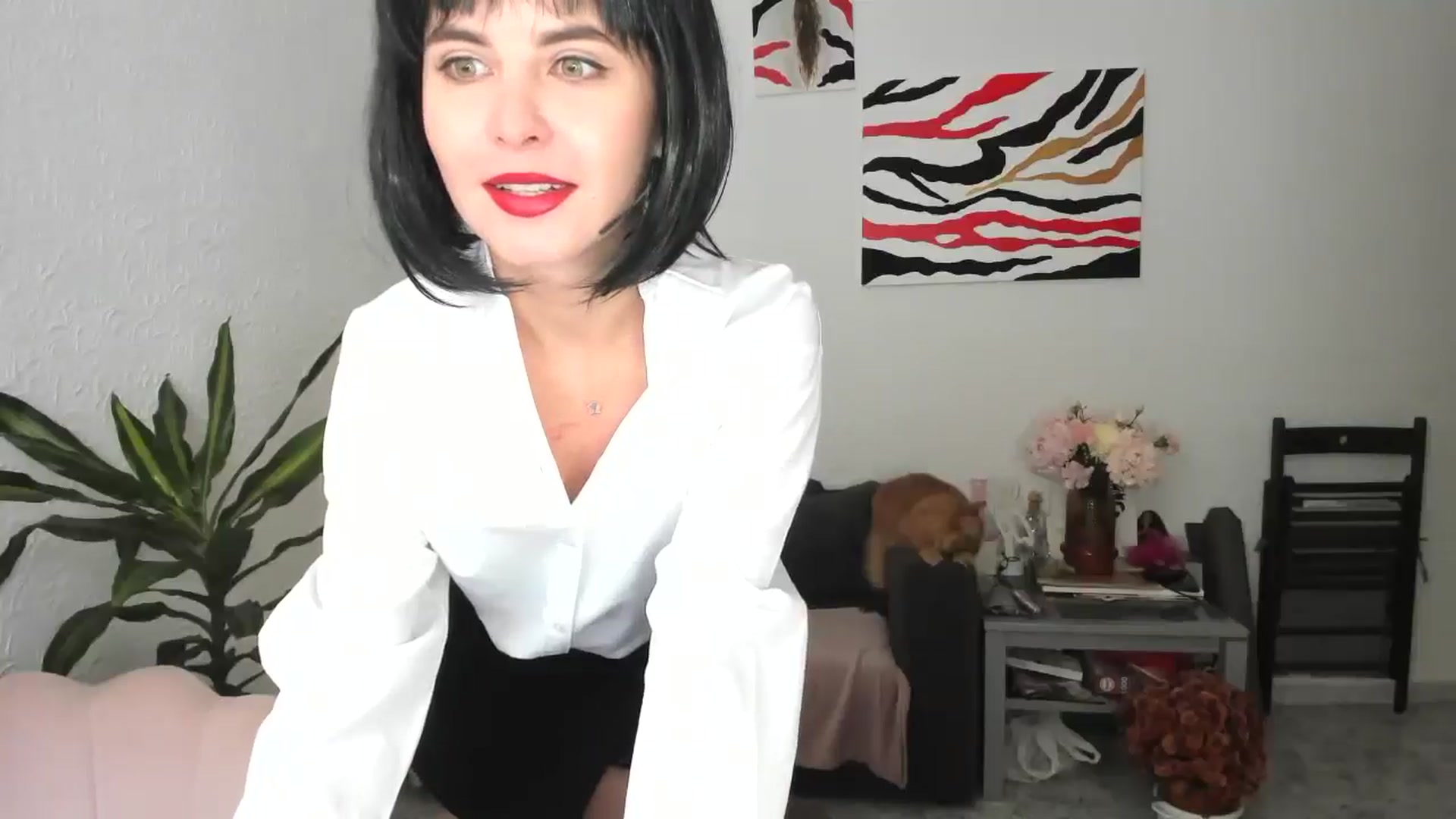 Gallery image thumbnail from AhahaGirl's myfreecams stream on, 10/31/2025, 11:42 image 2 of 20