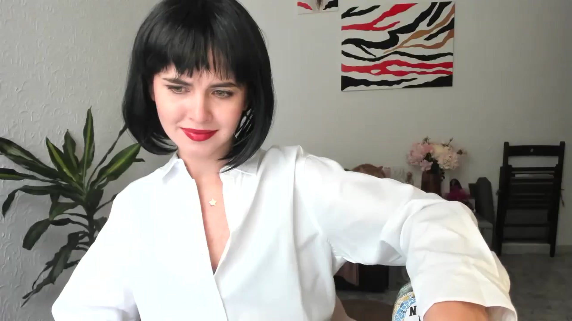 Gallery image thumbnail from AhahaGirl's myfreecams stream on, 10/31/2025, 11:42 image 16 of 20