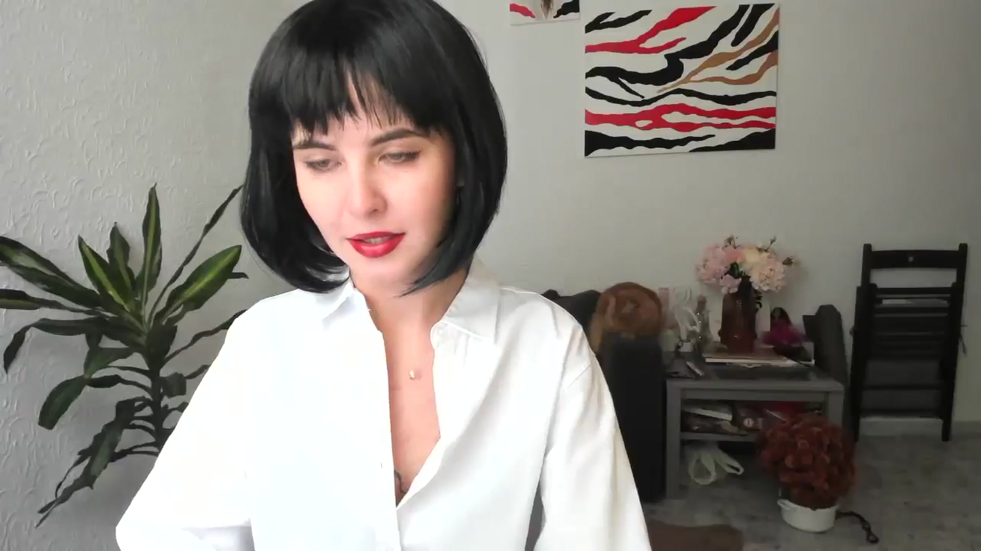 Gallery image thumbnail from AhahaGirl's myfreecams stream on, 10/31/2025, 11:42 image 17 of 20