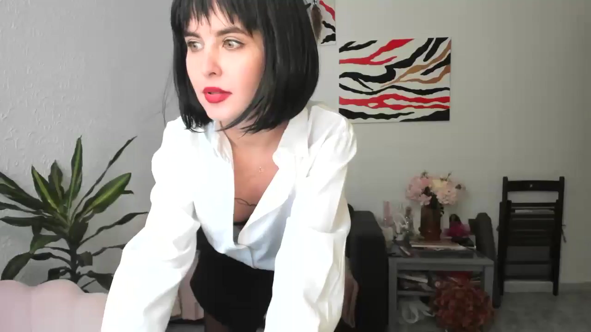 Gallery image thumbnail from AhahaGirl's myfreecams stream on, 10/31/2025, 12:57 image 15 of 20