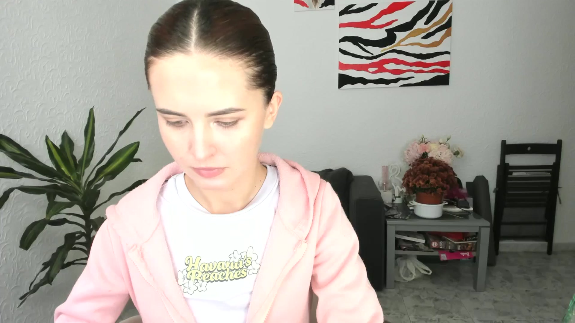 Gallery image thumbnail from AhahaGirl's myfreecams stream on, 11/01/2025, 12:57 image 3 of 20