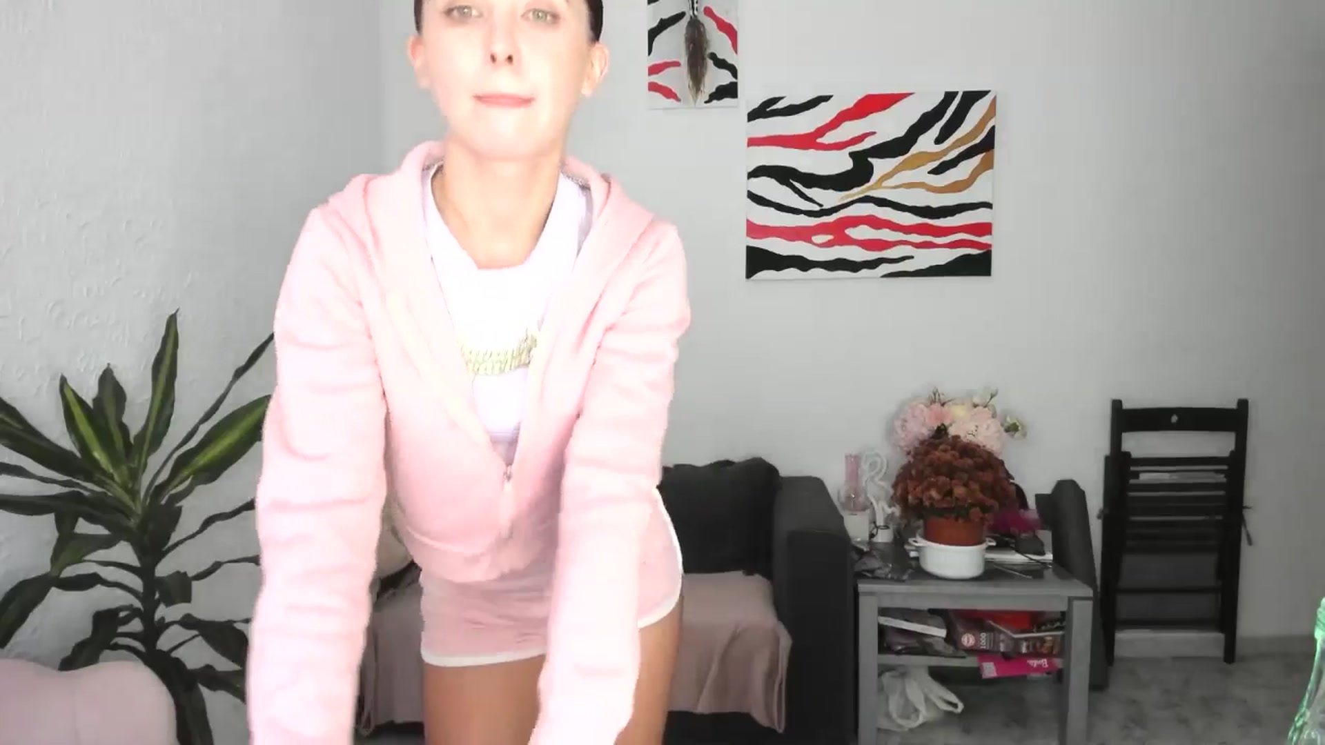 Gallery image thumbnail from AhahaGirl's myfreecams stream on, 11/01/2025, 15:08 image 15 of 20