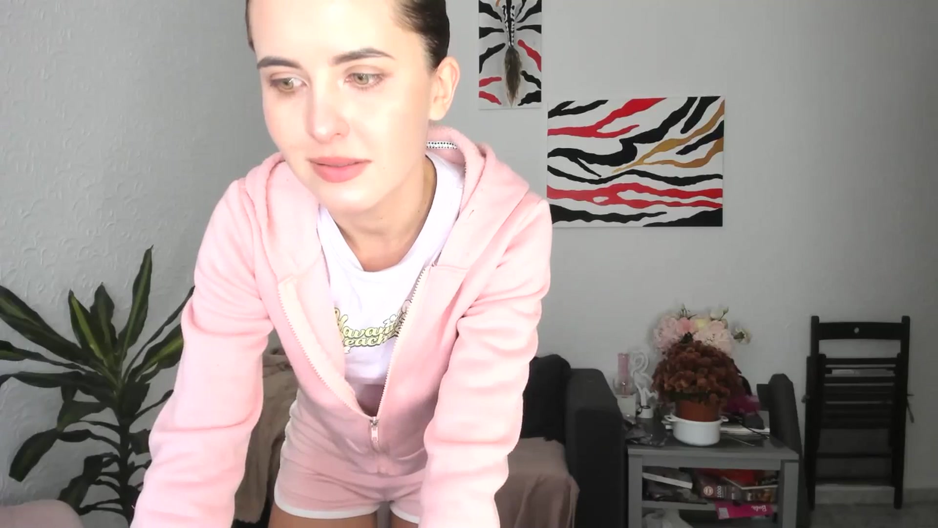 Gallery image thumbnail from AhahaGirl's myfreecams stream on, 11/01/2025, 15:08 image 7 of 20