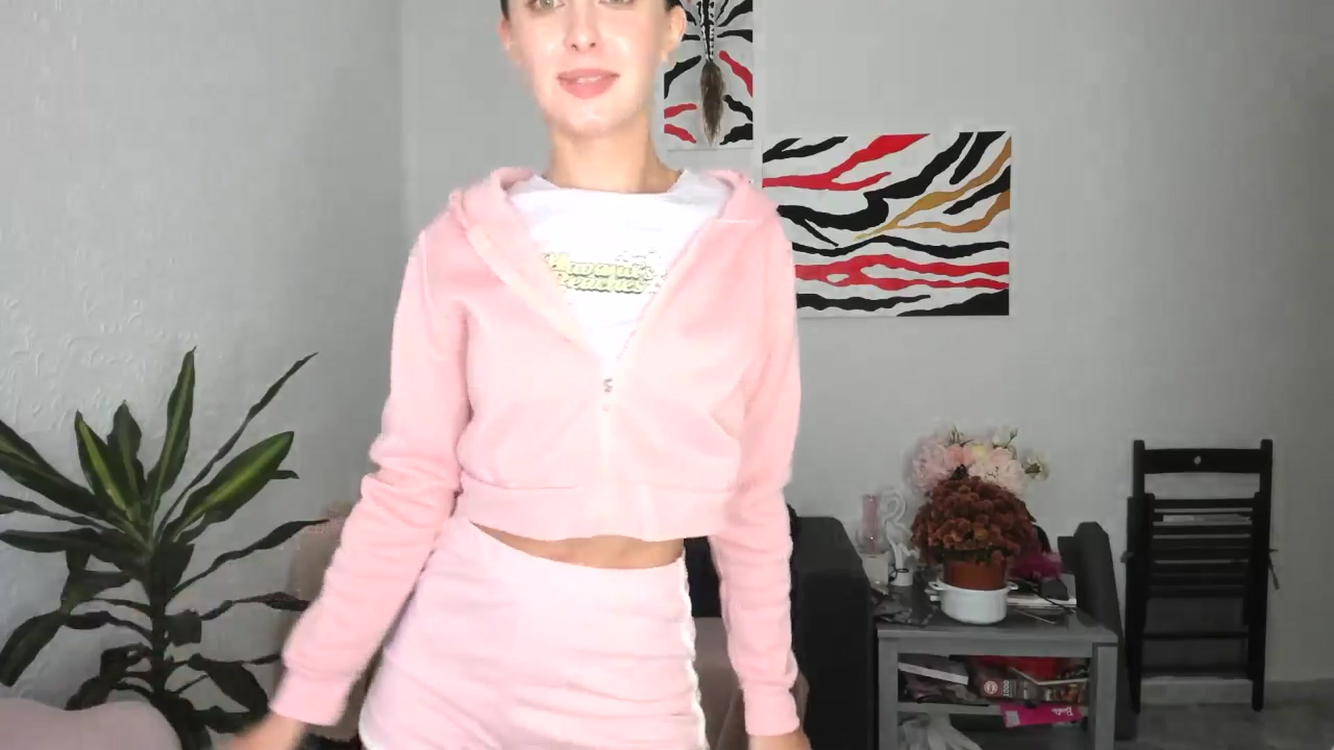 Gallery image thumbnail from AhahaGirl's myfreecams stream on, 11/01/2025, 15:08 image 19 of 20