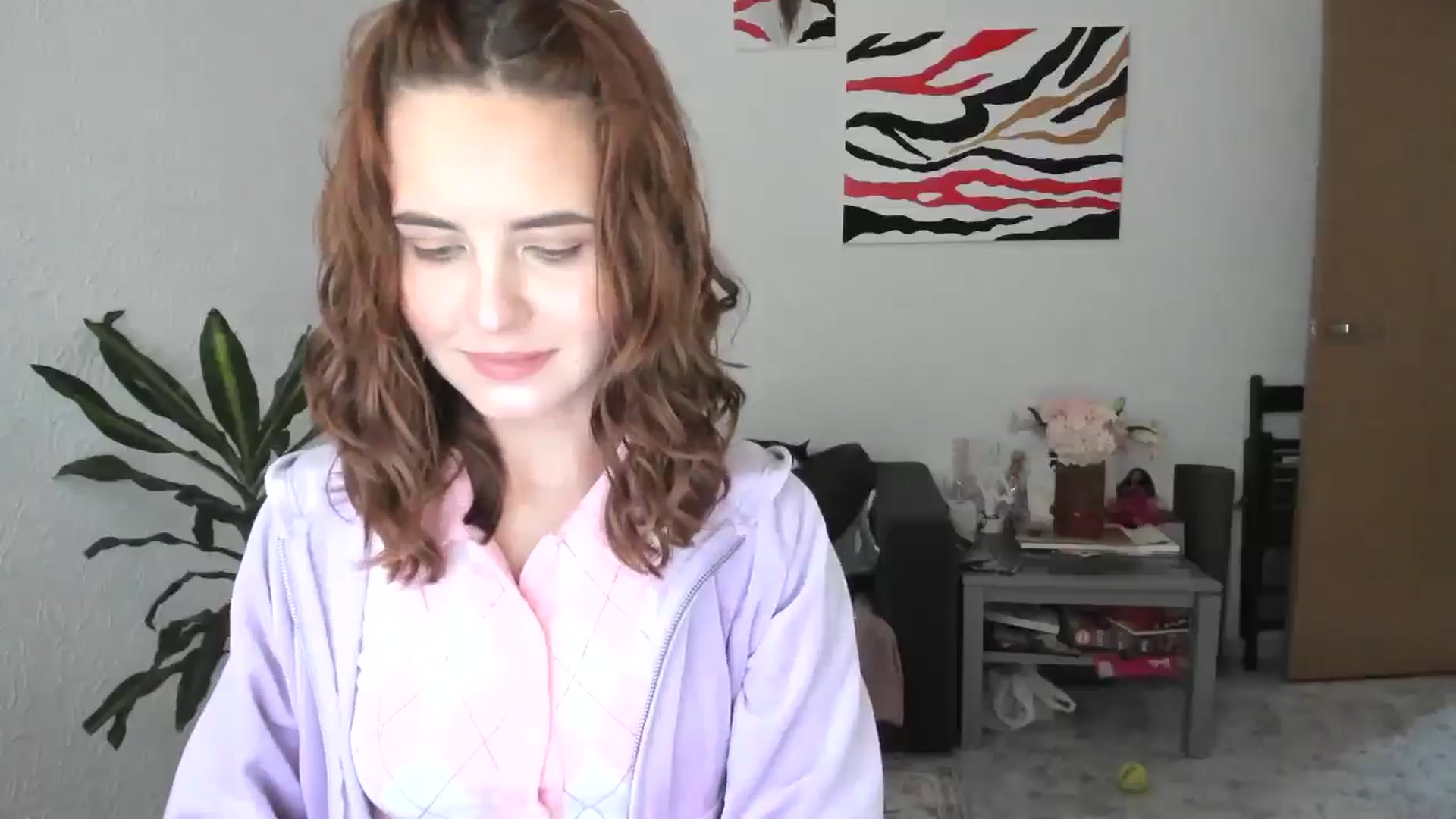 Gallery image thumbnail from AhahaGirl's myfreecams stream on, 11/03/2025, 15:43 image 19 of 20