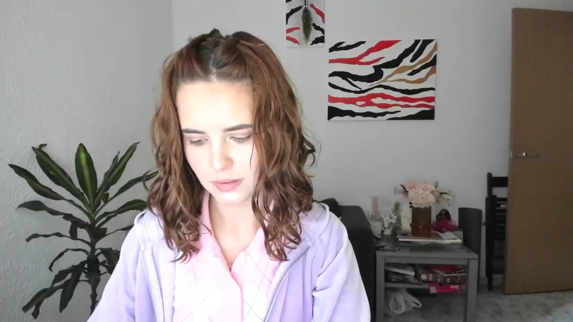 Gallery image thumbnail from AhahaGirl's myfreecams stream on, 11/03/2025, 15:57 image 20 of 20