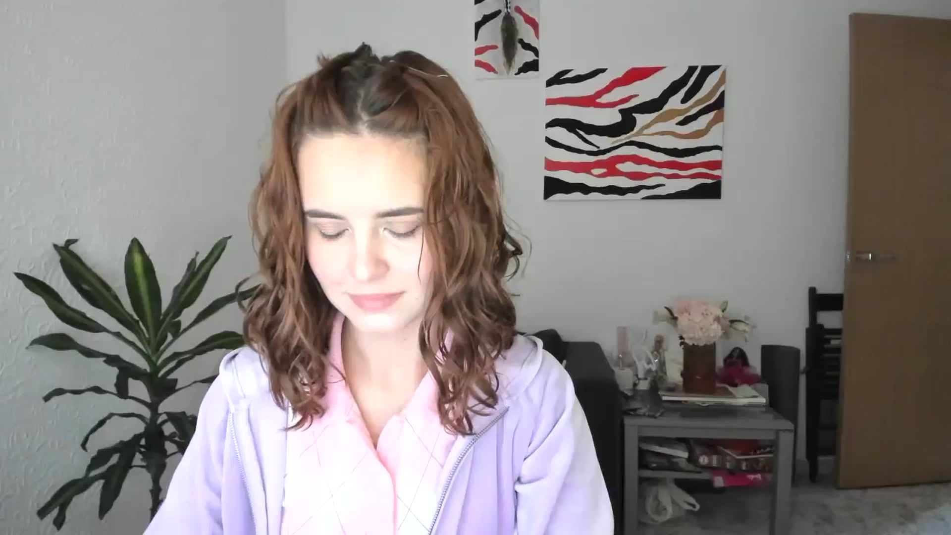 Gallery image thumbnail from AhahaGirl's myfreecams stream on, 11/03/2025, 15:57 image 19 of 20