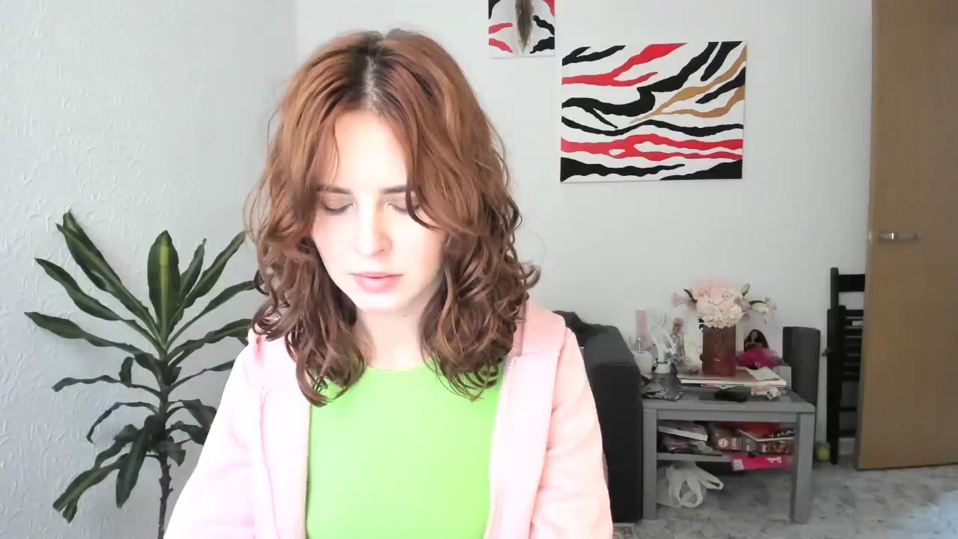 Gallery image thumbnail from AhahaGirl's myfreecams stream on, 11/04/2025, 13:44 image 13 of 20