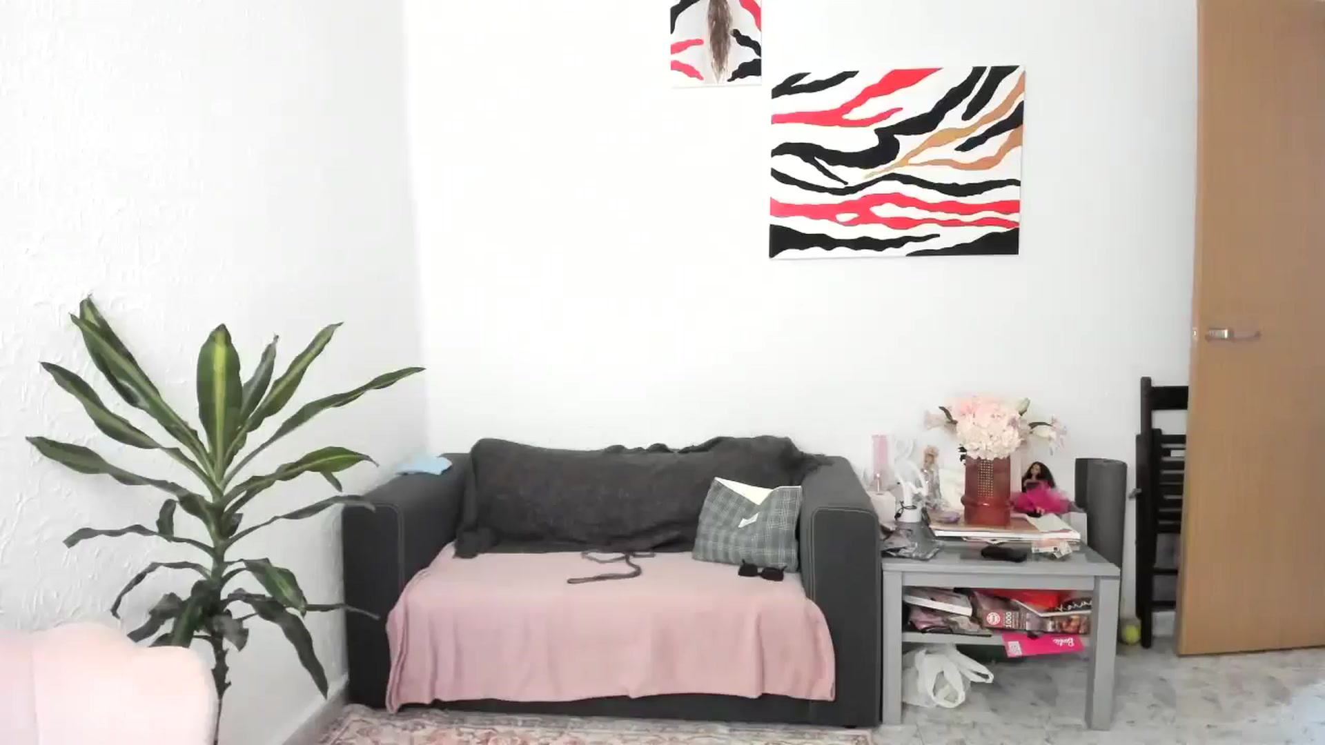 Gallery image thumbnail from AhahaGirl's myfreecams stream on, 11/04/2025, 13:44 image 15 of 20