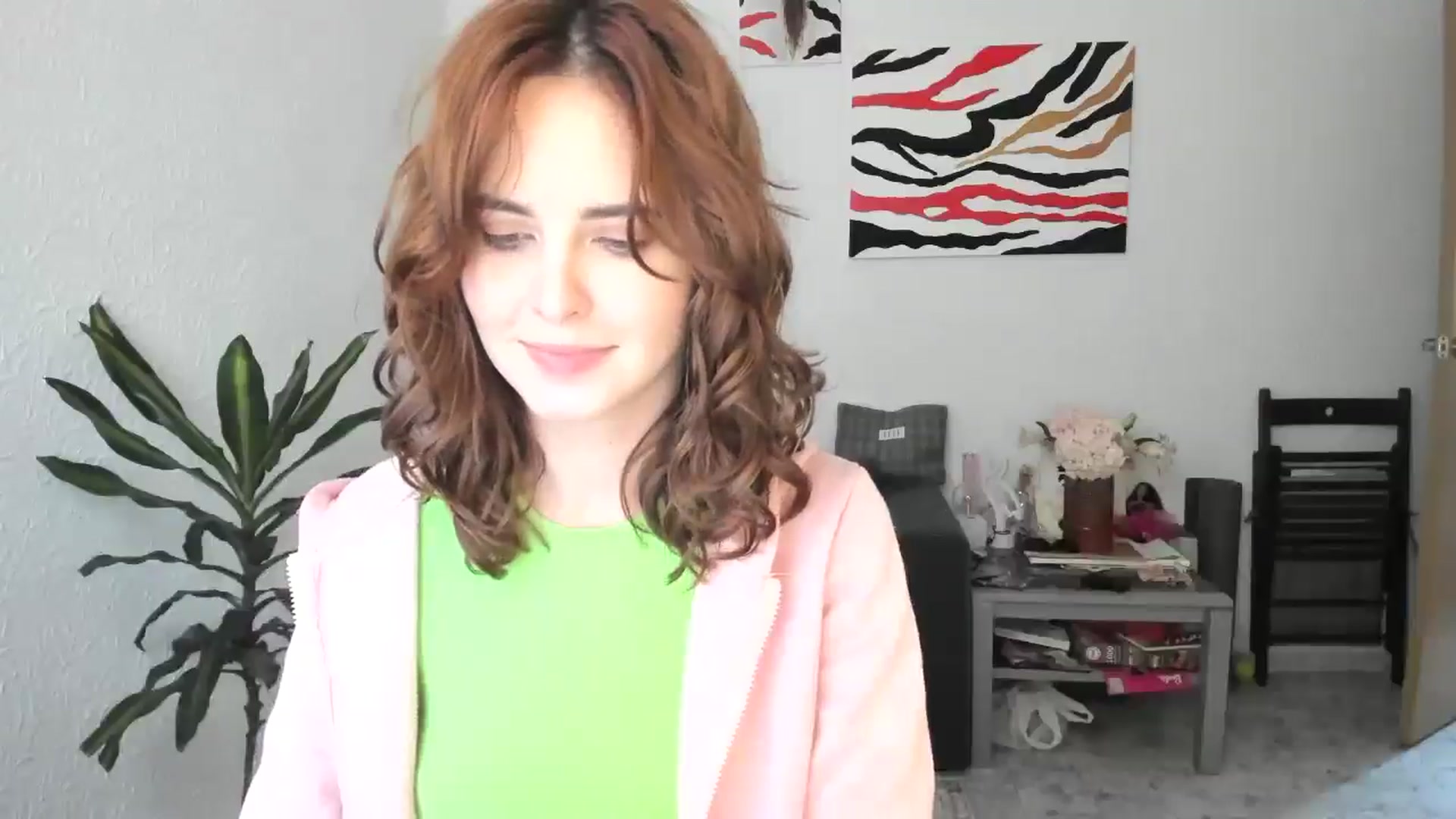 Gallery image thumbnail from AhahaGirl's myfreecams stream on, 11/04/2025, 15:09 image 12 of 20