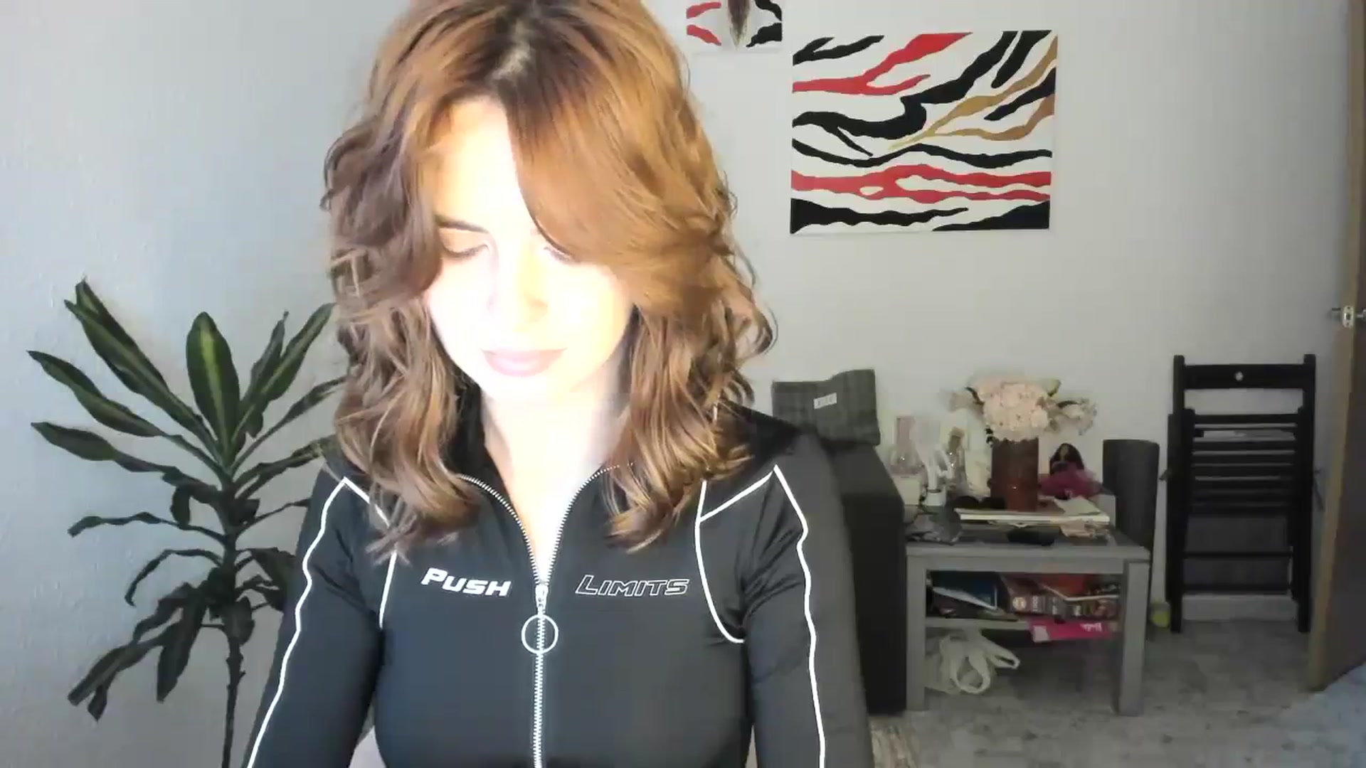 Gallery image thumbnail from AhahaGirl's myfreecams stream on, 11/05/2025, 16:21 image 7 of 20