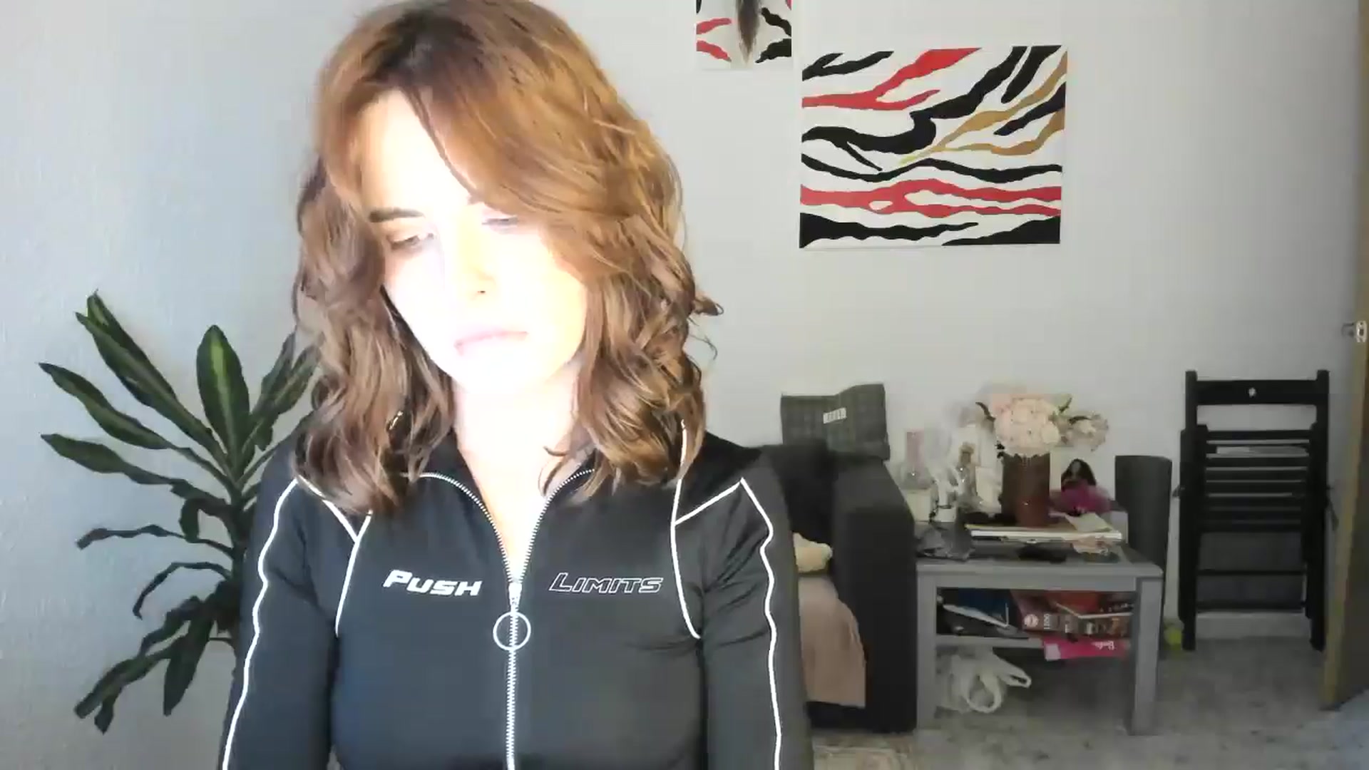 Gallery image thumbnail from AhahaGirl's myfreecams stream on, 11/05/2025, 16:21 image 17 of 20