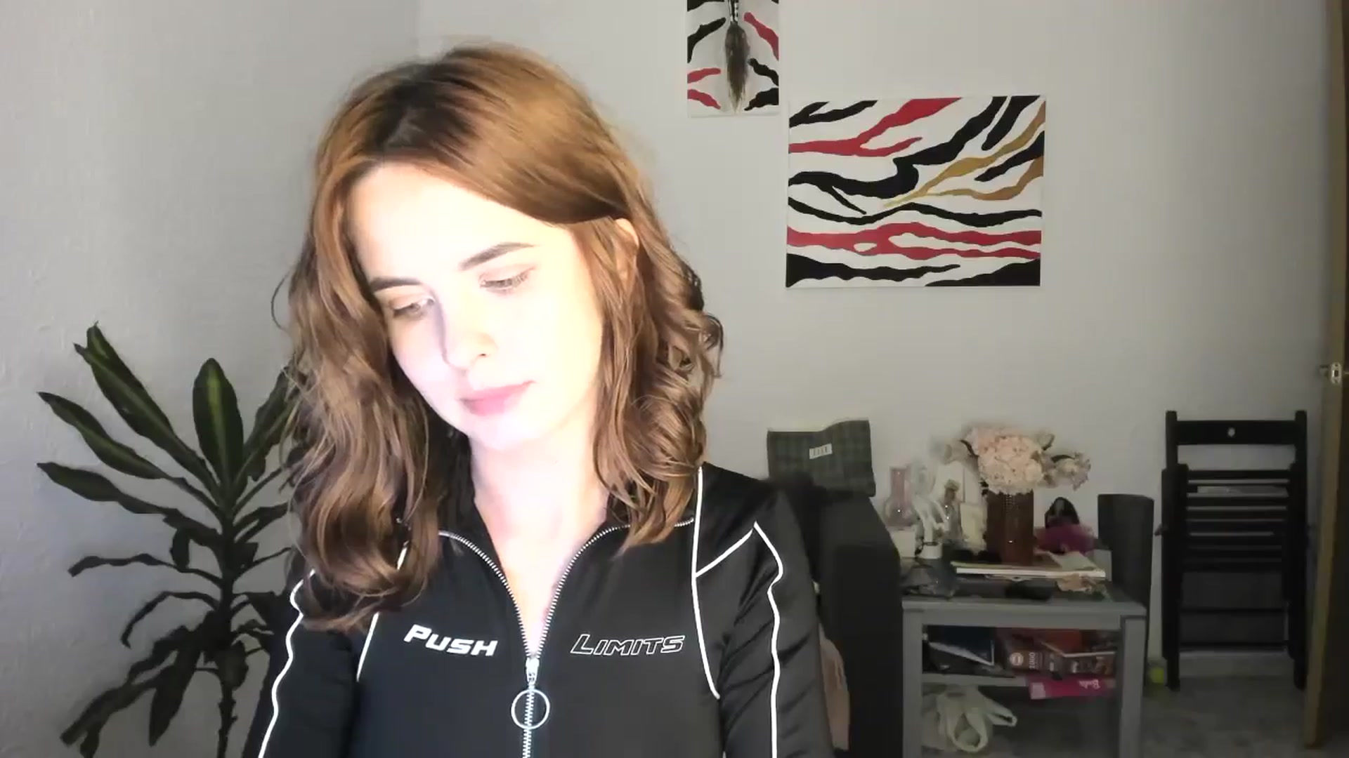 Gallery image thumbnail from AhahaGirl's myfreecams stream on, 11/05/2025, 17:58 image 19 of 20