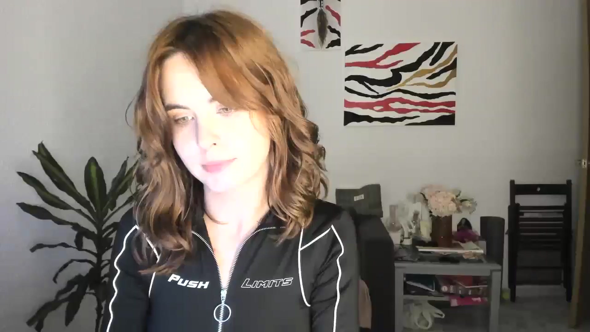 Gallery image thumbnail from AhahaGirl's myfreecams stream on, 11/05/2025, 17:58 image 17 of 20