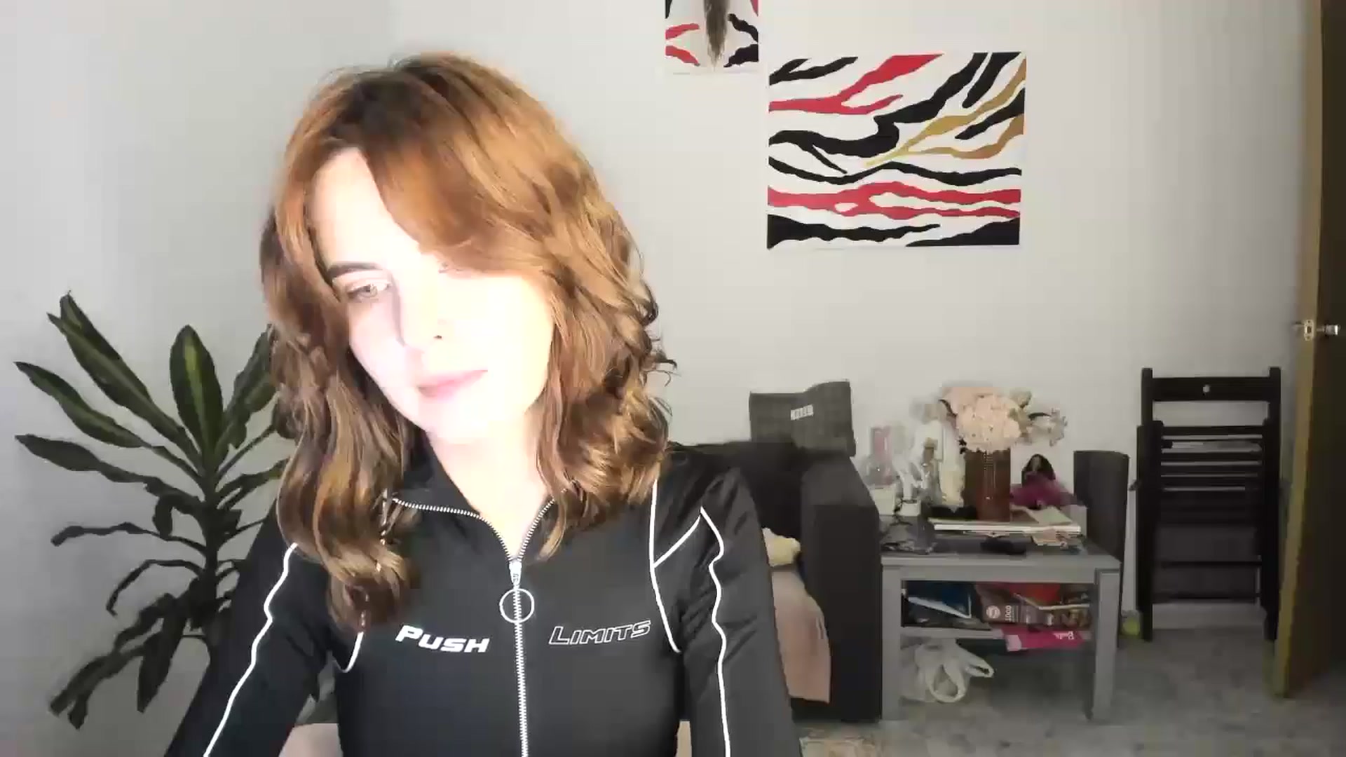Gallery image thumbnail from AhahaGirl's myfreecams stream on, 11/05/2025, 19:04 image 18 of 20