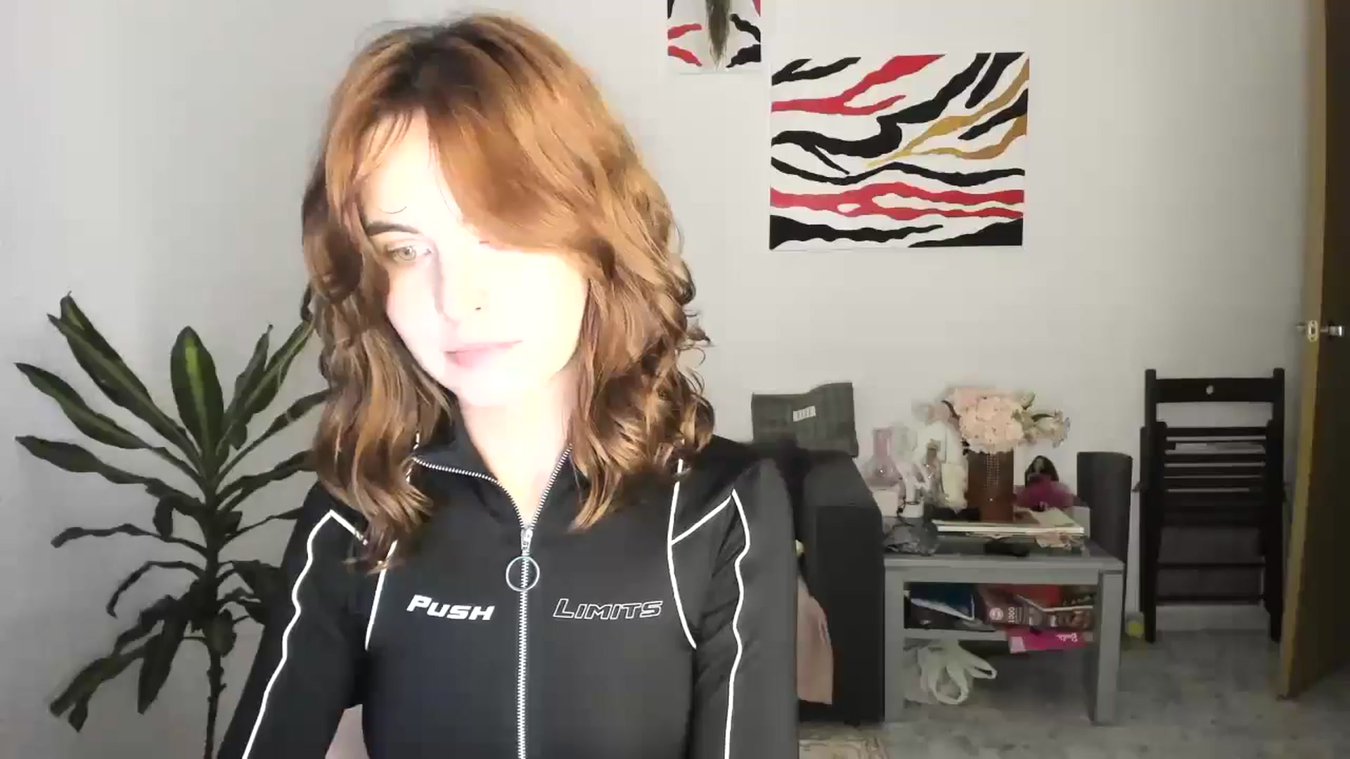 Gallery image thumbnail from AhahaGirl's myfreecams stream on, 11/05/2025, 19:04 image 16 of 20
