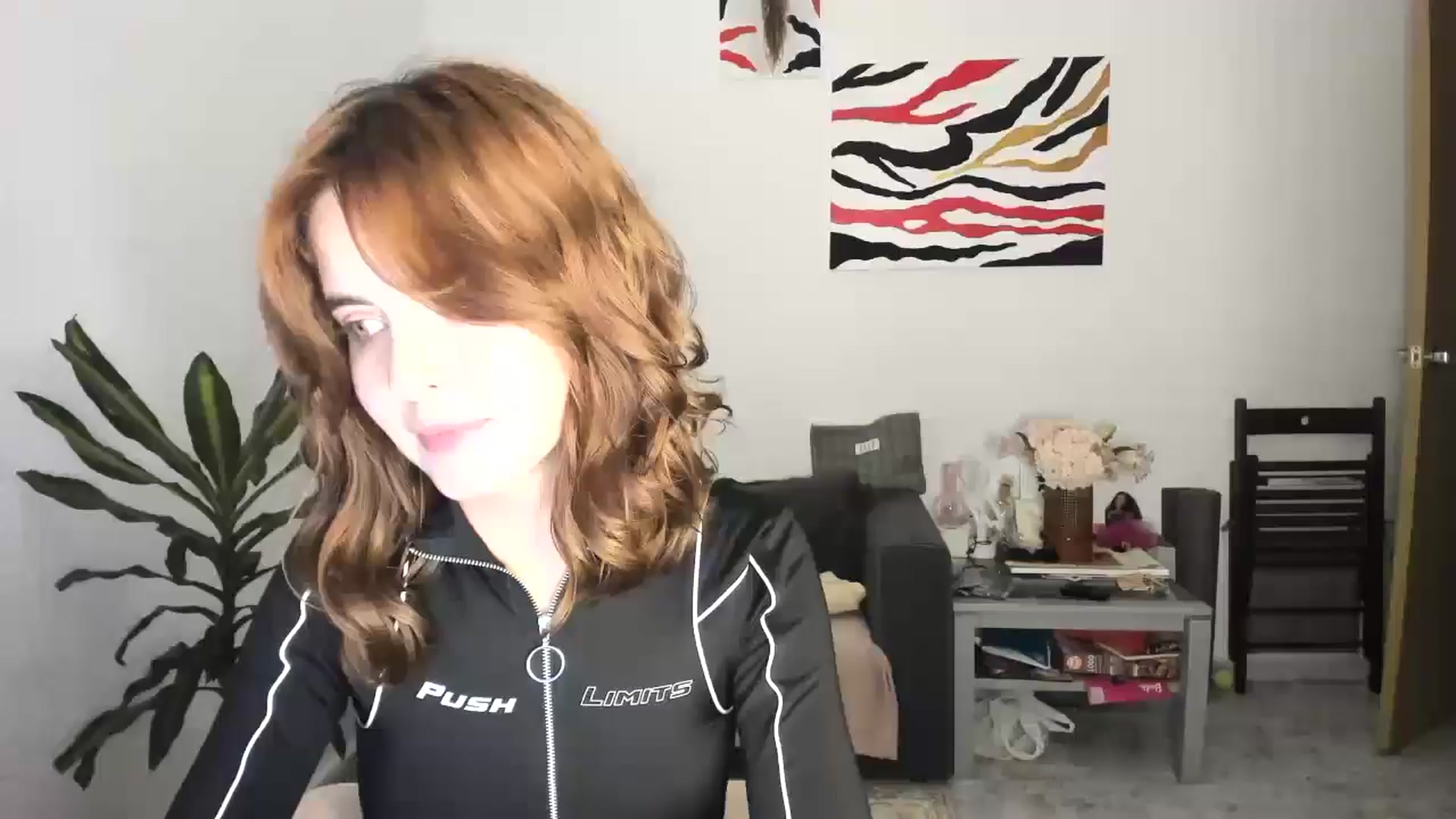 Gallery image thumbnail from AhahaGirl's myfreecams stream on, 11/05/2025, 19:04 image 19 of 20