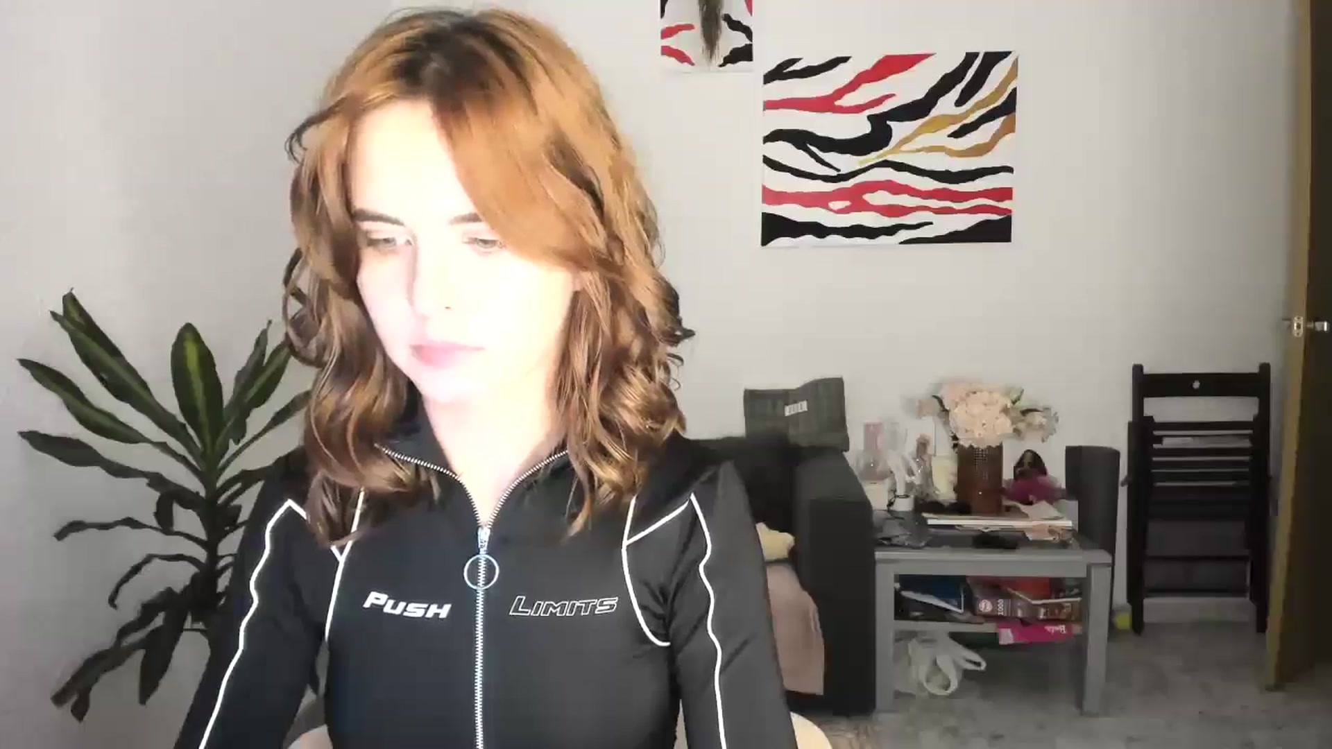 Gallery image thumbnail from AhahaGirl's myfreecams stream on, 11/05/2025, 19:04 image 10 of 20