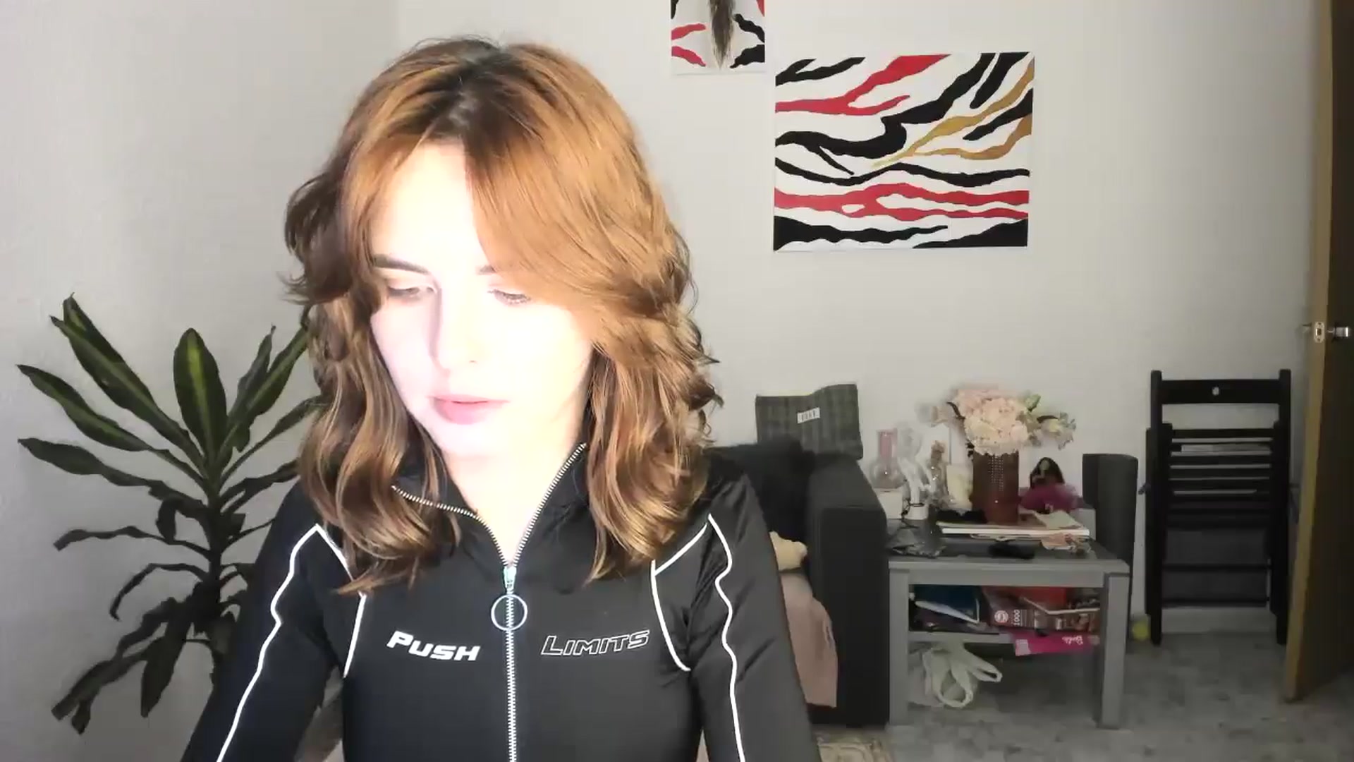 Gallery image thumbnail from AhahaGirl's myfreecams stream on, 11/05/2025, 19:04 image 2 of 20