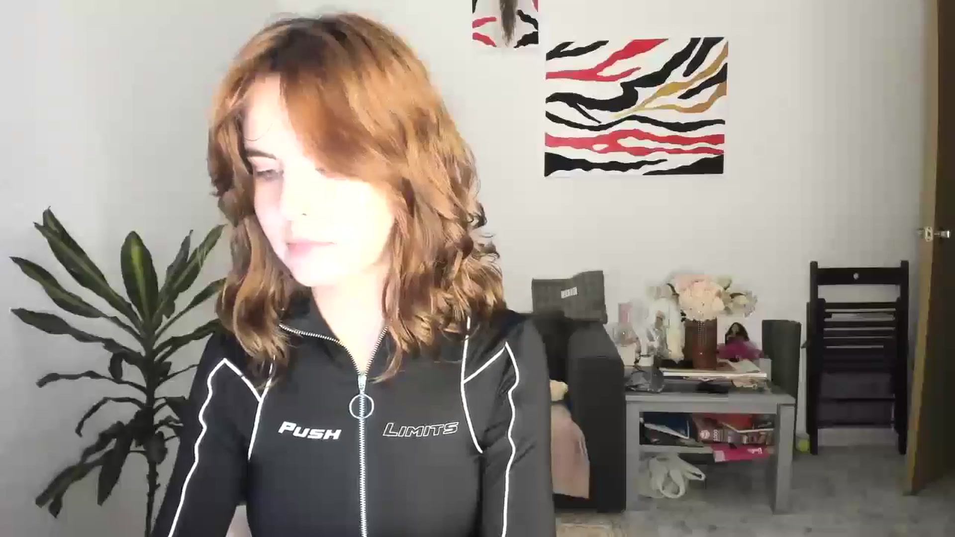 Gallery image thumbnail from AhahaGirl's myfreecams stream on, 11/05/2025, 19:04 image 15 of 20