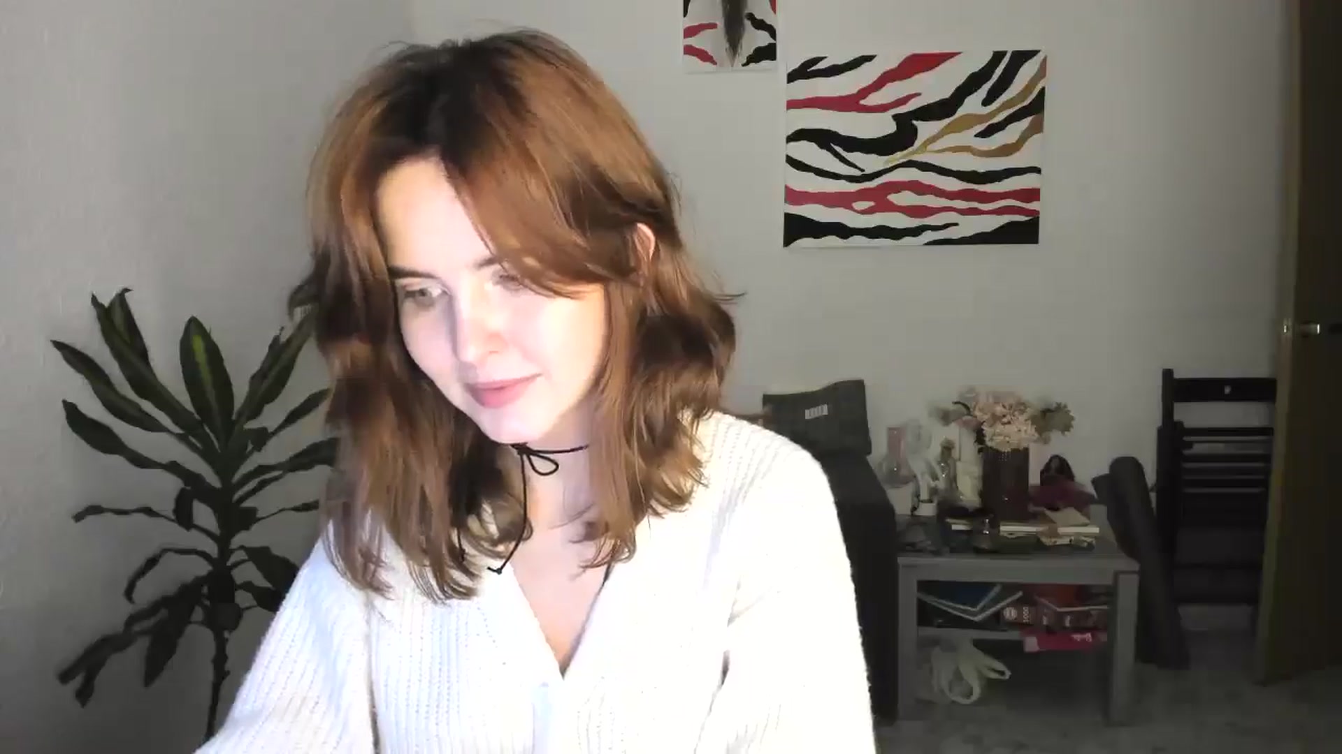 Gallery image thumbnail from AhahaGirl's myfreecams stream on, 11/09/2025, 19:25 image 19 of 20