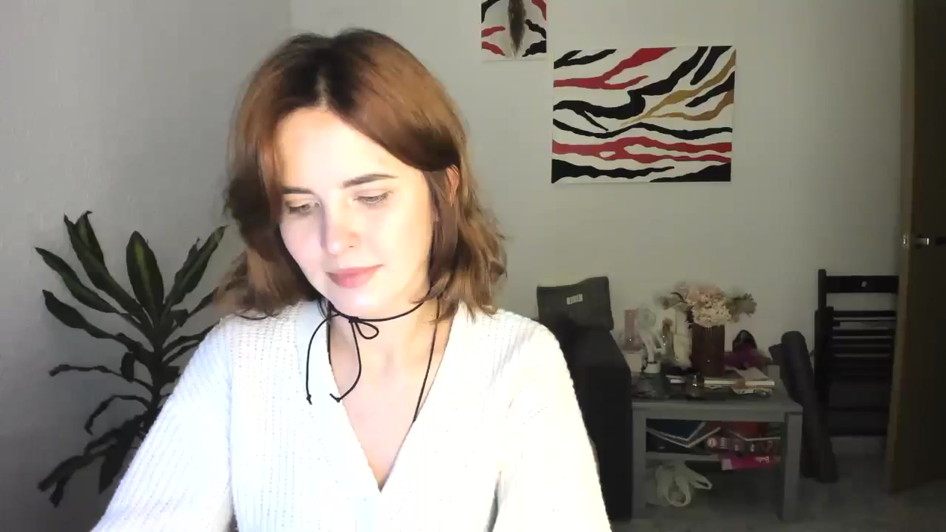 Gallery image thumbnail from AhahaGirl's myfreecams stream on, 11/09/2025, 19:25 image 7 of 20