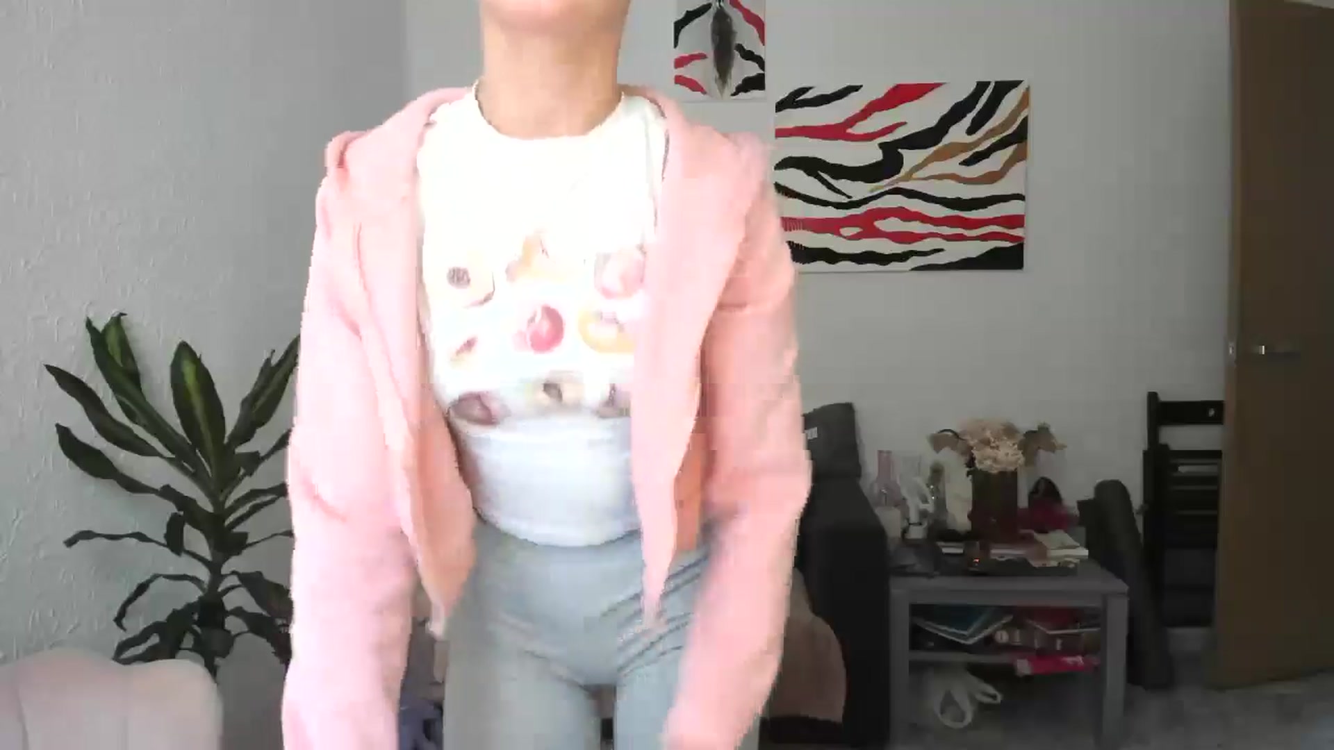 Gallery image thumbnail from AhahaGirl's myfreecams stream on, 11/10/2025, 11:00 image 15 of 20