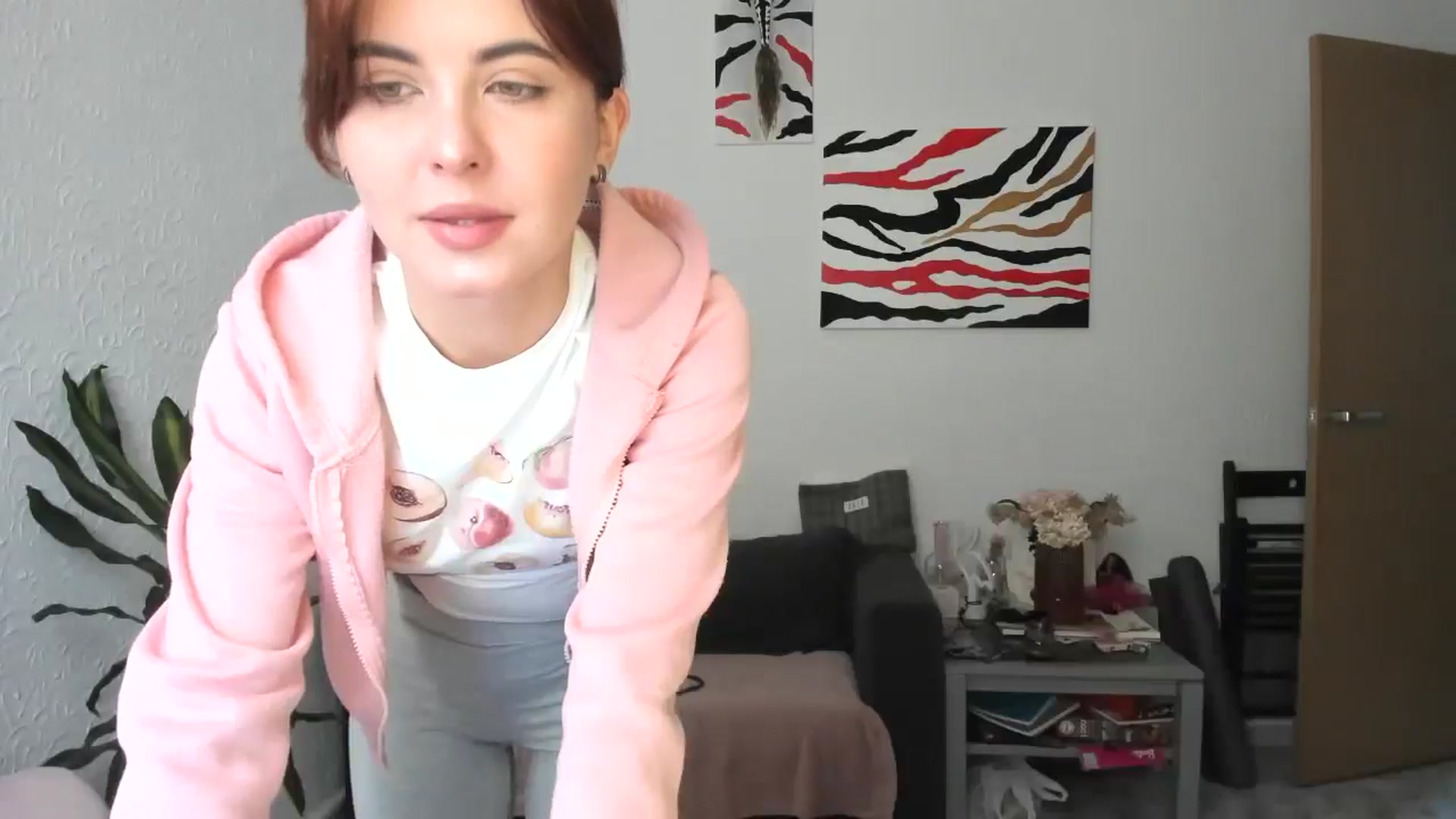 Gallery image thumbnail from AhahaGirl's myfreecams stream on, 11/10/2025, 11:00 image 2 of 20