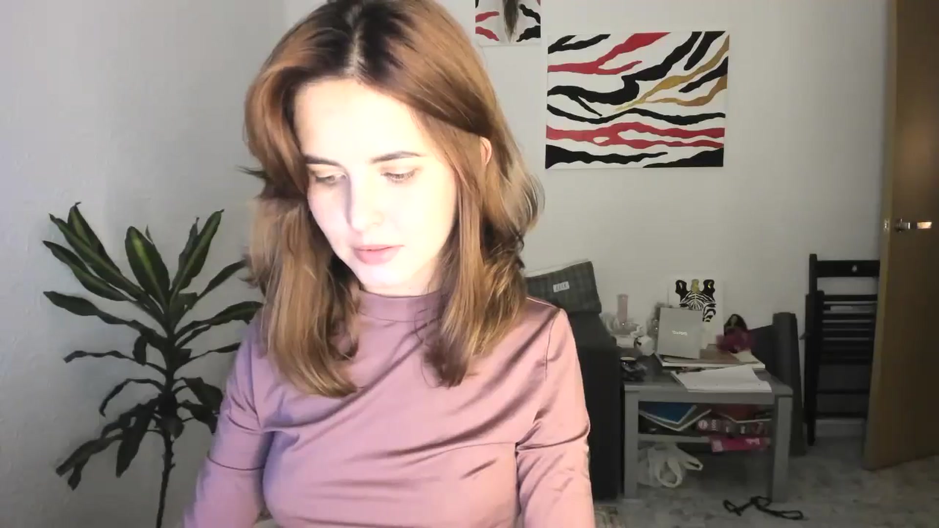 Gallery image thumbnail from AhahaGirl's myfreecams stream on, 11/12/2025, 17:55 image 19 of 20