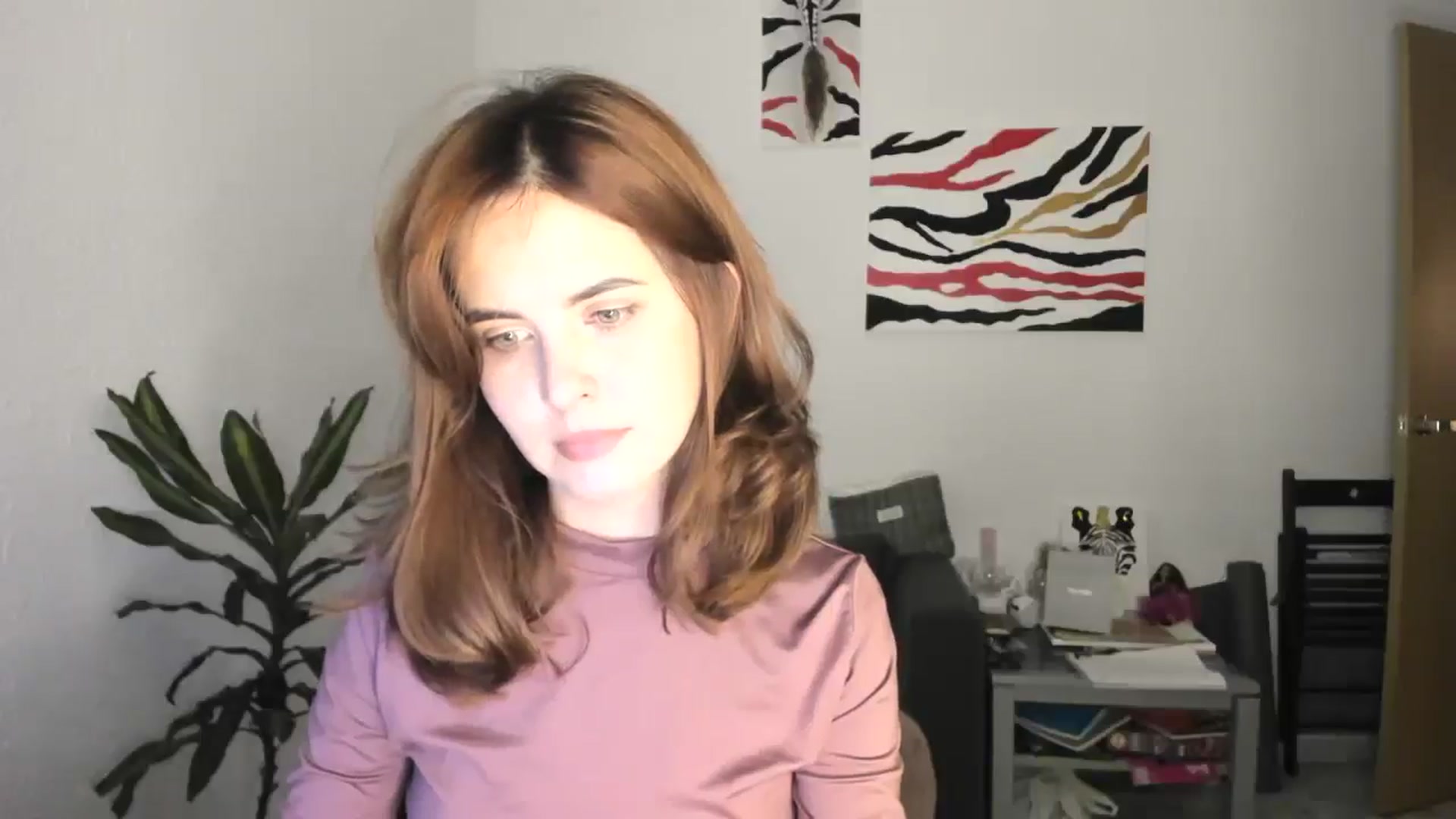 Gallery image thumbnail from AhahaGirl's myfreecams stream on, 11/12/2025, 17:55 image 6 of 20
