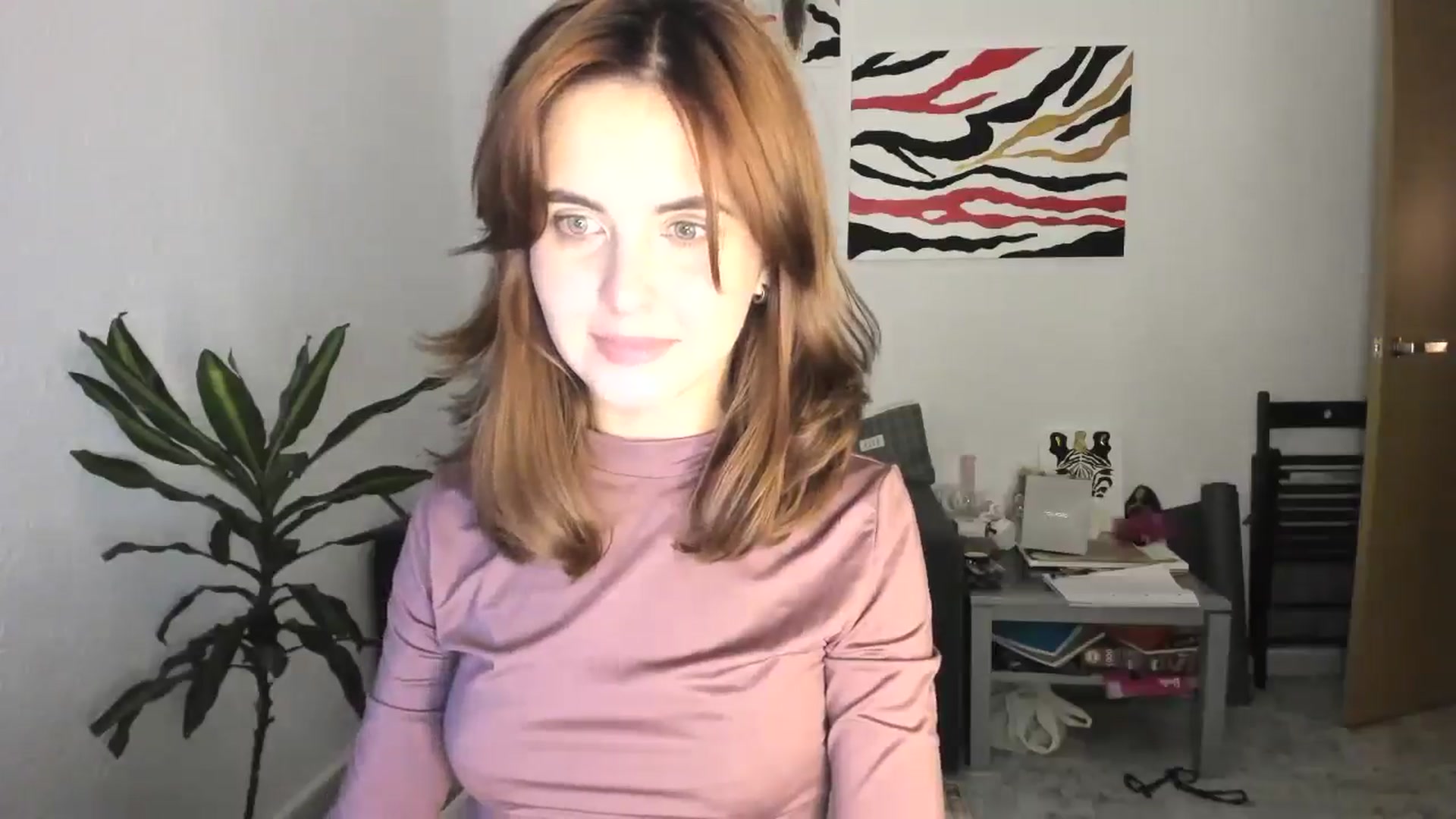 Gallery image thumbnail from AhahaGirl's myfreecams stream on, 11/12/2025, 17:55 image 16 of 20