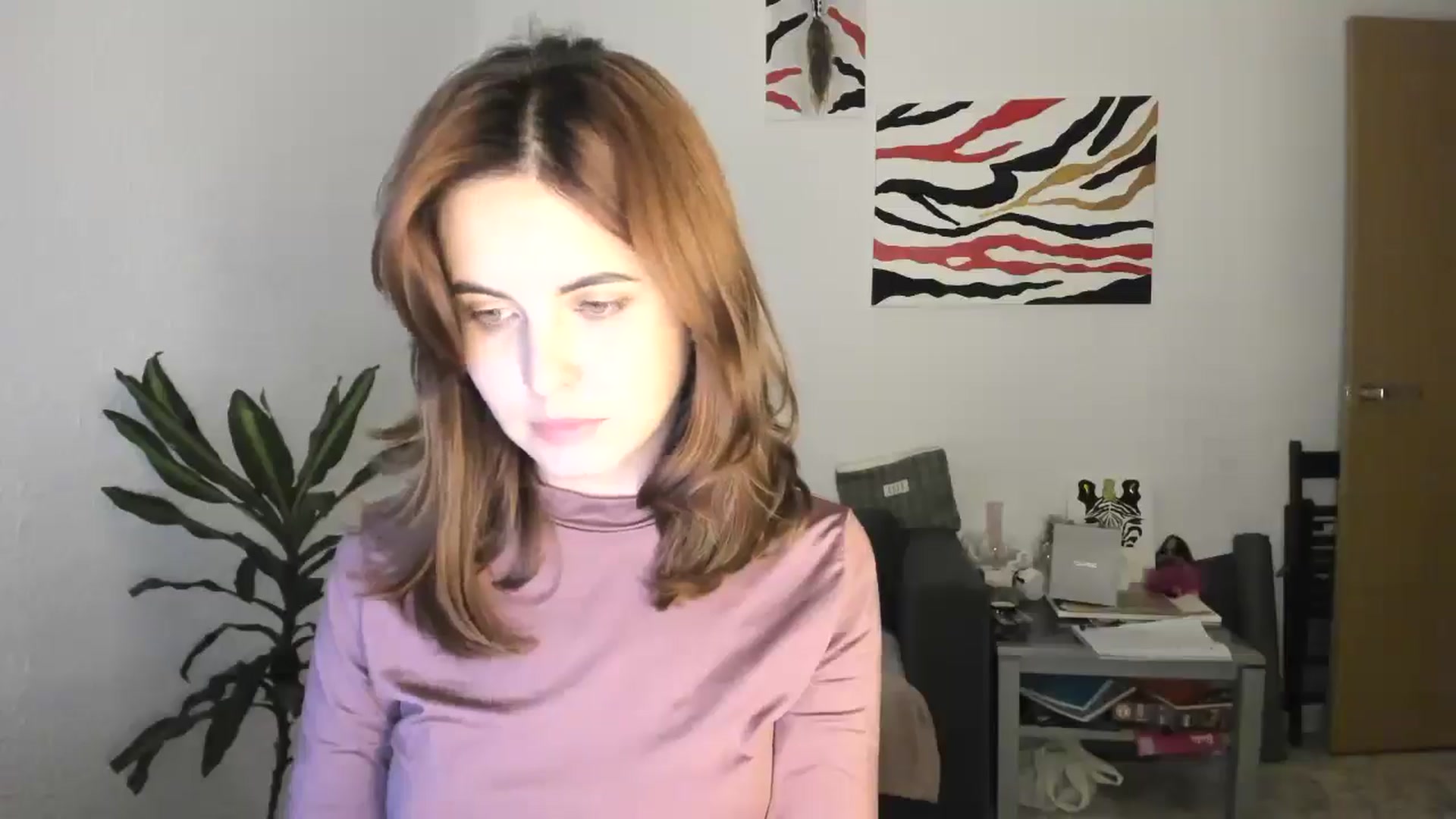 Gallery image thumbnail from AhahaGirl's myfreecams stream on, 11/12/2025, 20:04 image 16 of 20