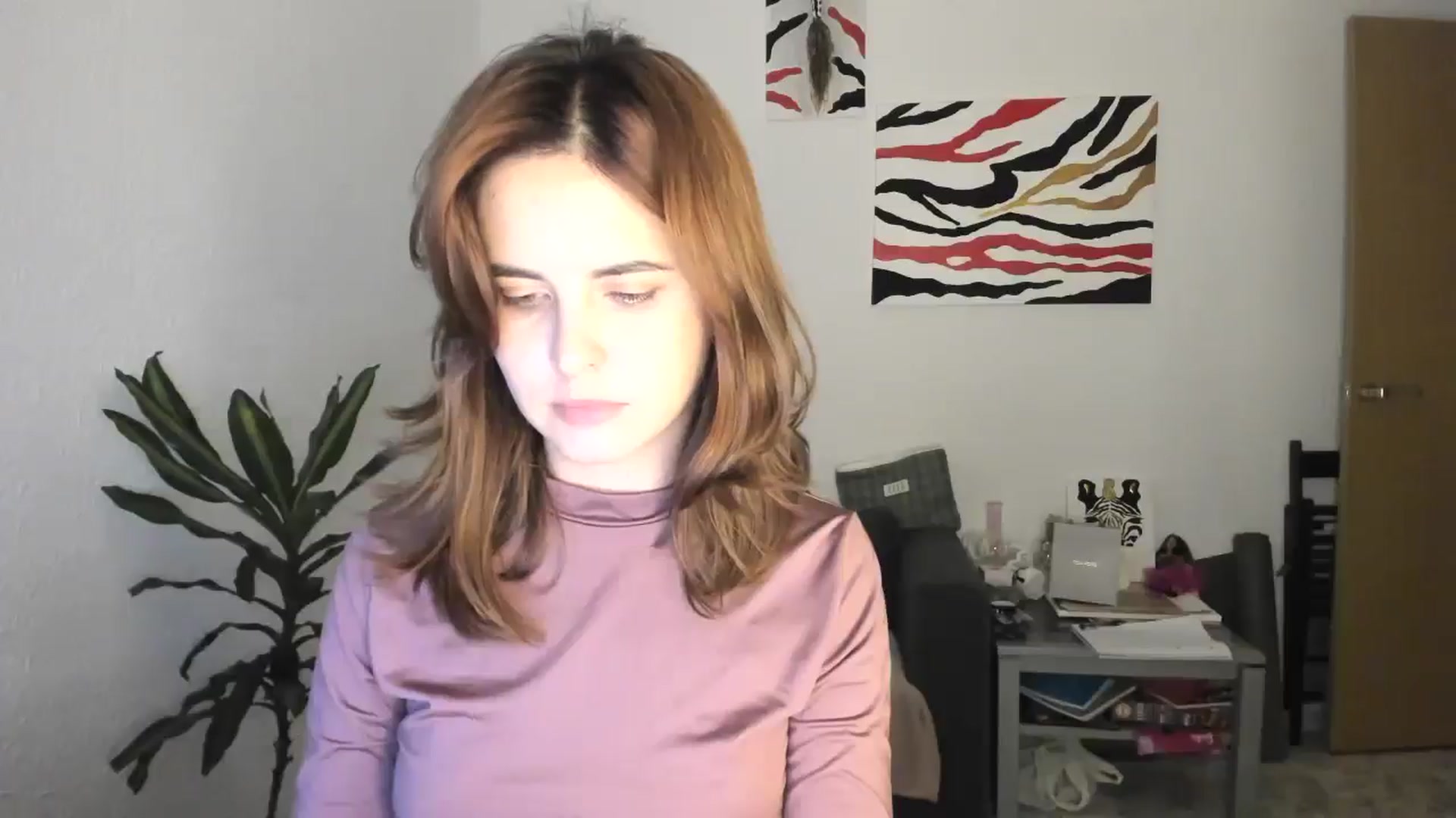 Gallery image thumbnail from AhahaGirl's myfreecams stream on, 11/12/2025, 20:04 image 15 of 20
