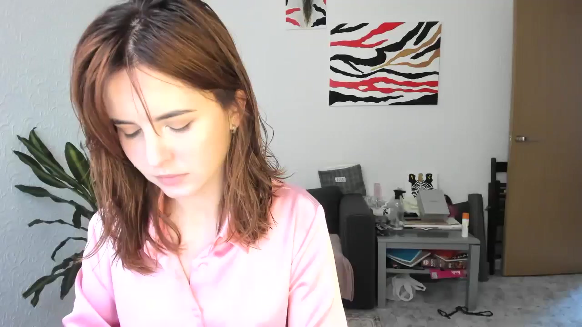 Gallery image thumbnail from AhahaGirl's myfreecams stream on, 11/14/2025, 14:16 image 1 of 20