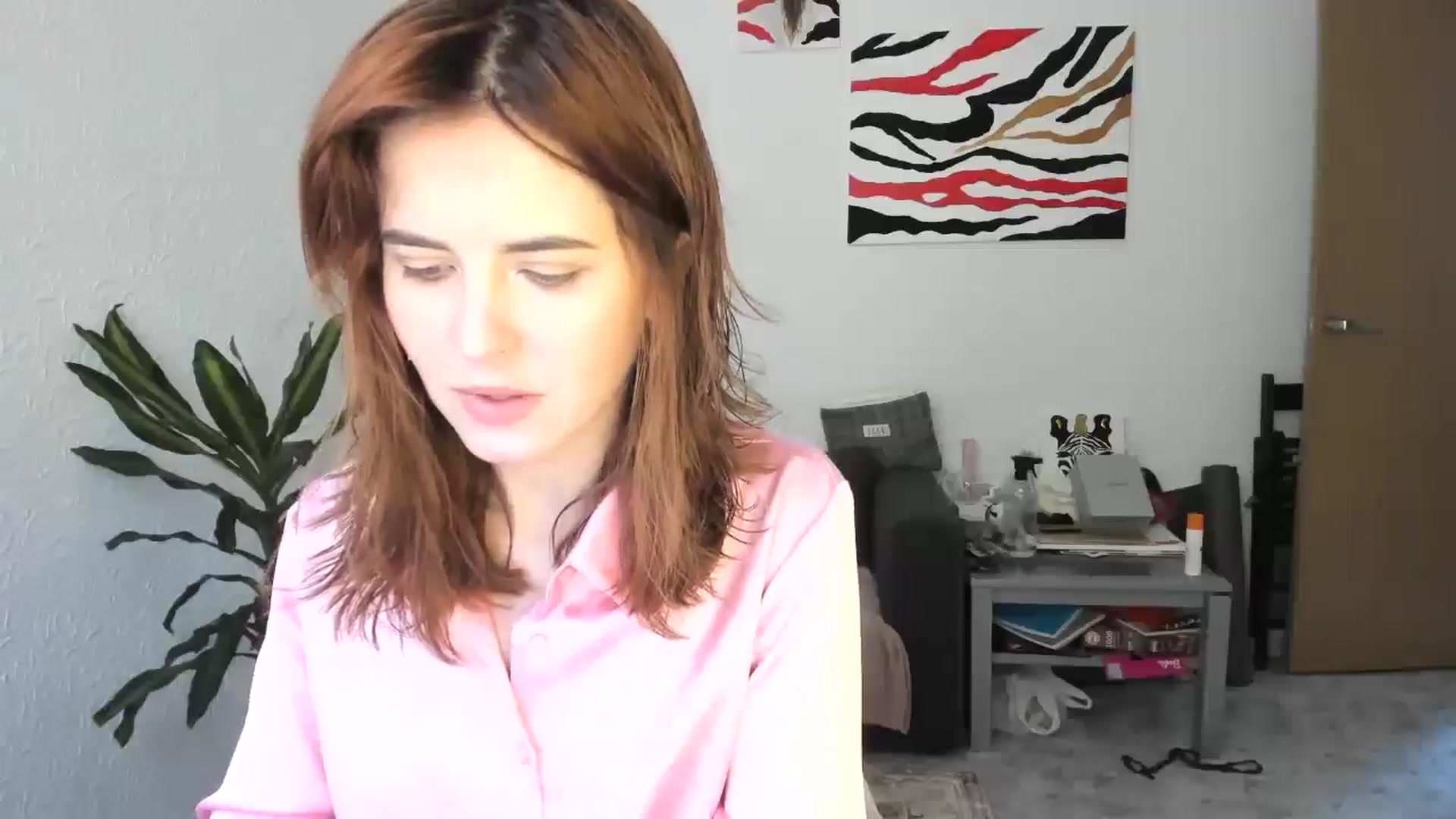 Gallery image thumbnail from AhahaGirl's myfreecams stream on, 11/14/2025, 14:16 image 6 of 20