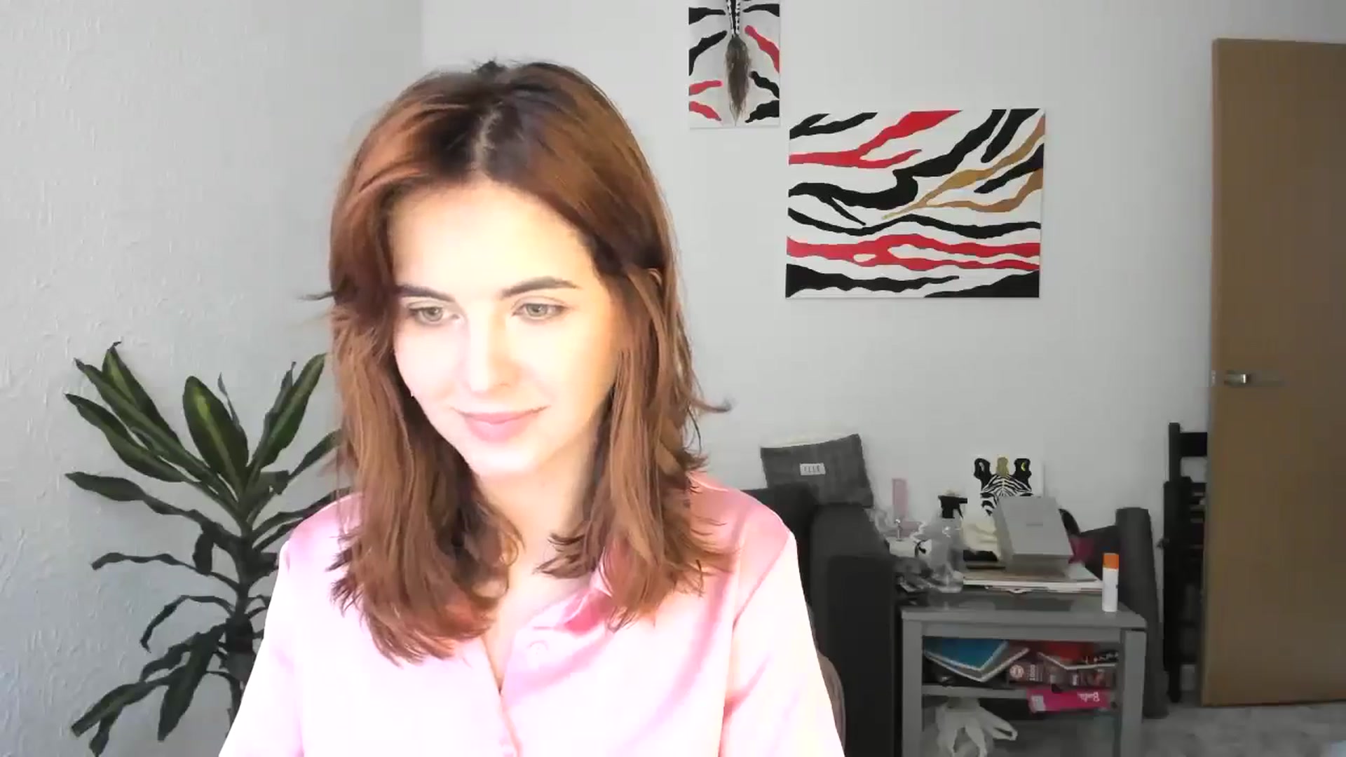 Gallery image thumbnail from AhahaGirl's myfreecams stream on, 11/14/2025, 14:16 image 15 of 20