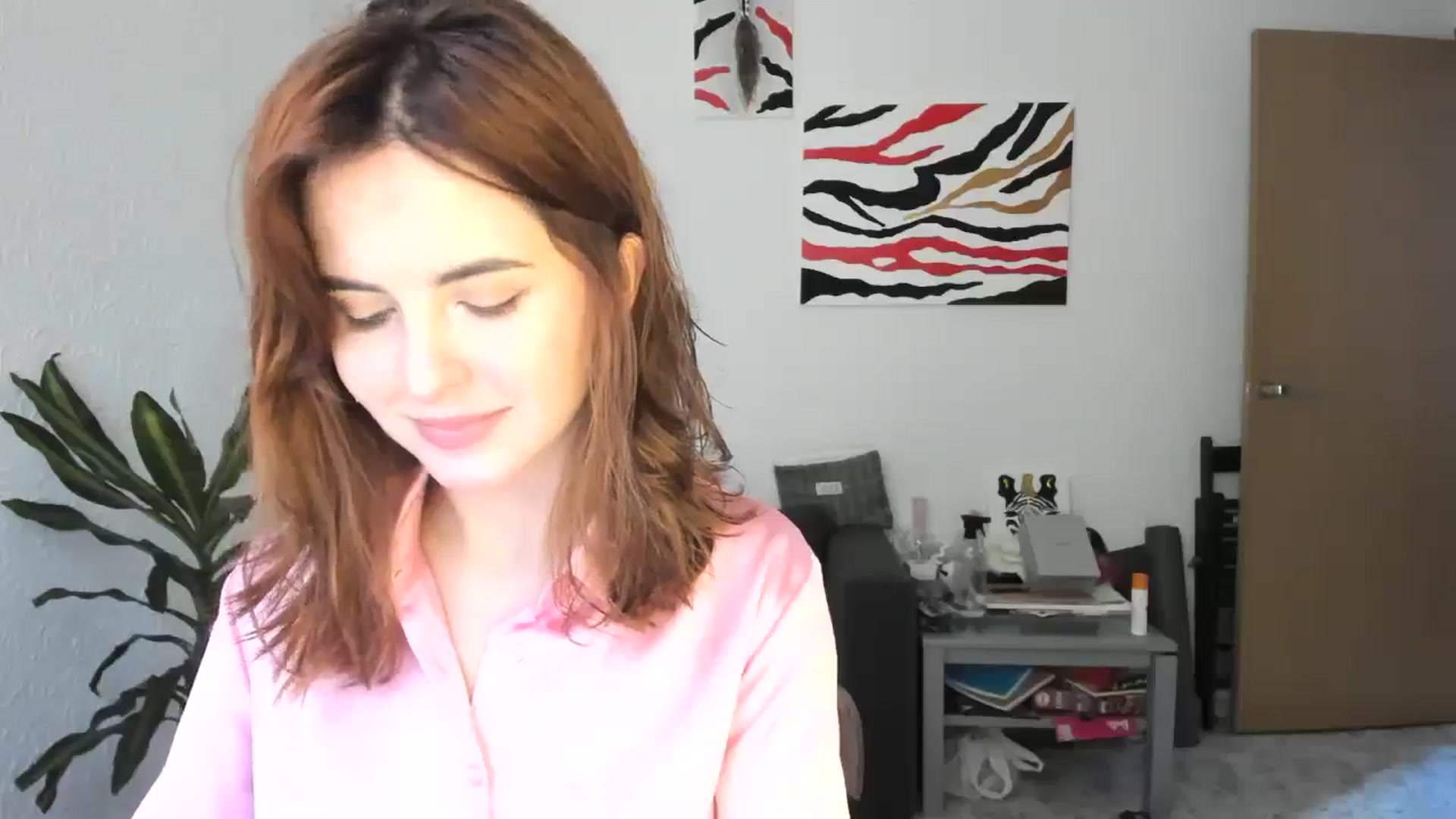 Gallery image thumbnail from AhahaGirl's myfreecams stream on, 11/14/2025, 14:16 image 9 of 20