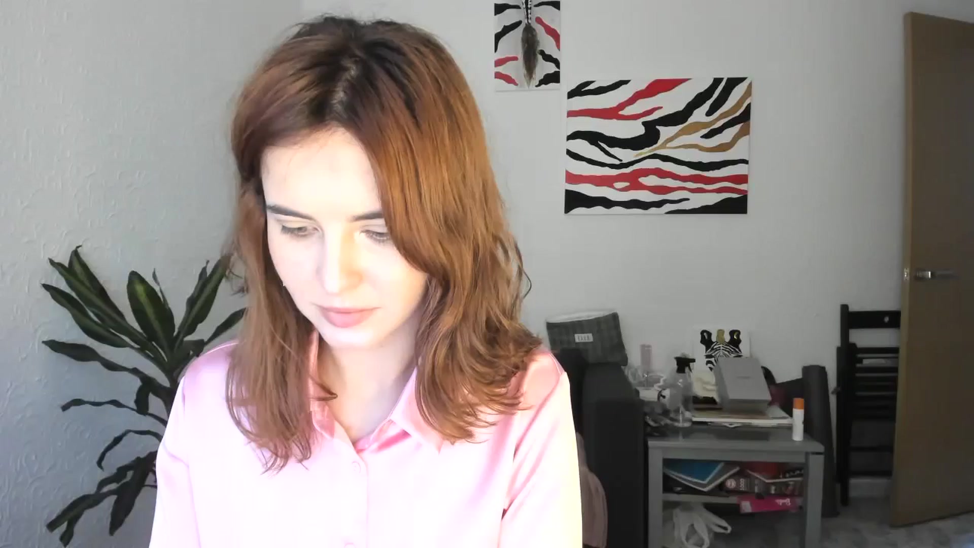 Gallery image thumbnail from AhahaGirl's myfreecams stream on, 11/14/2025, 15:47 image 1 of 20