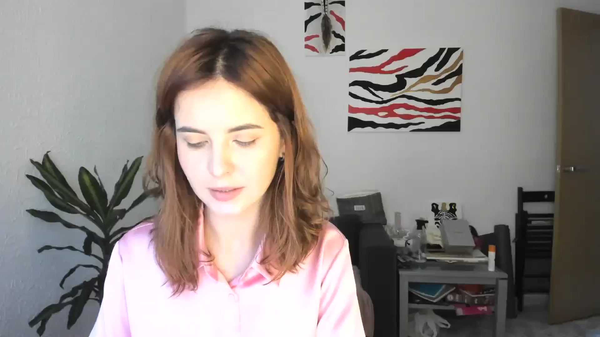 Gallery image thumbnail from AhahaGirl's myfreecams stream on, 11/14/2025, 15:47 image 5 of 20