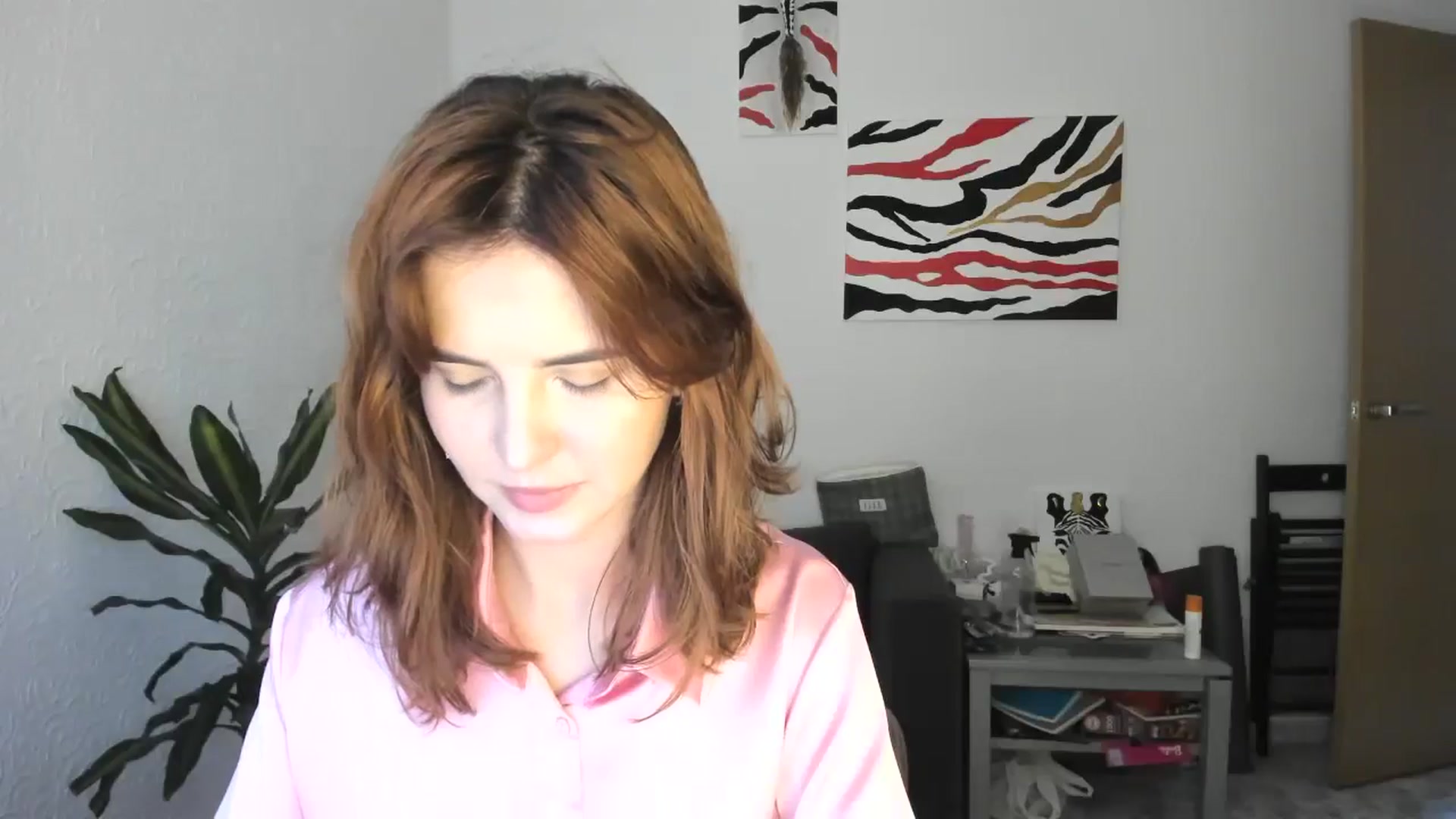 Gallery image thumbnail from AhahaGirl's myfreecams stream on, 11/14/2025, 15:47 image 12 of 20