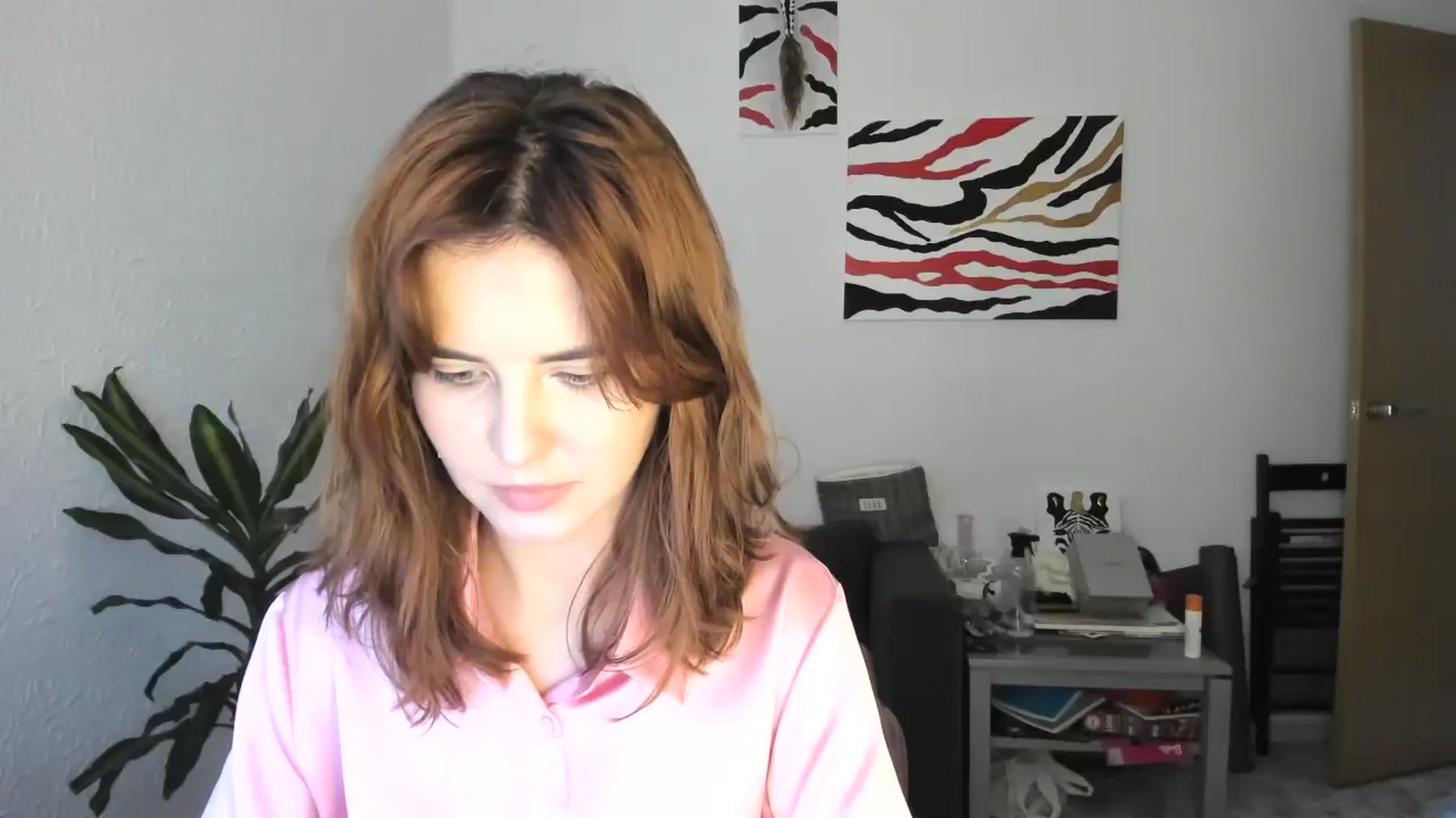 Gallery image thumbnail from AhahaGirl's myfreecams stream on, 11/14/2025, 15:47 image 14 of 20